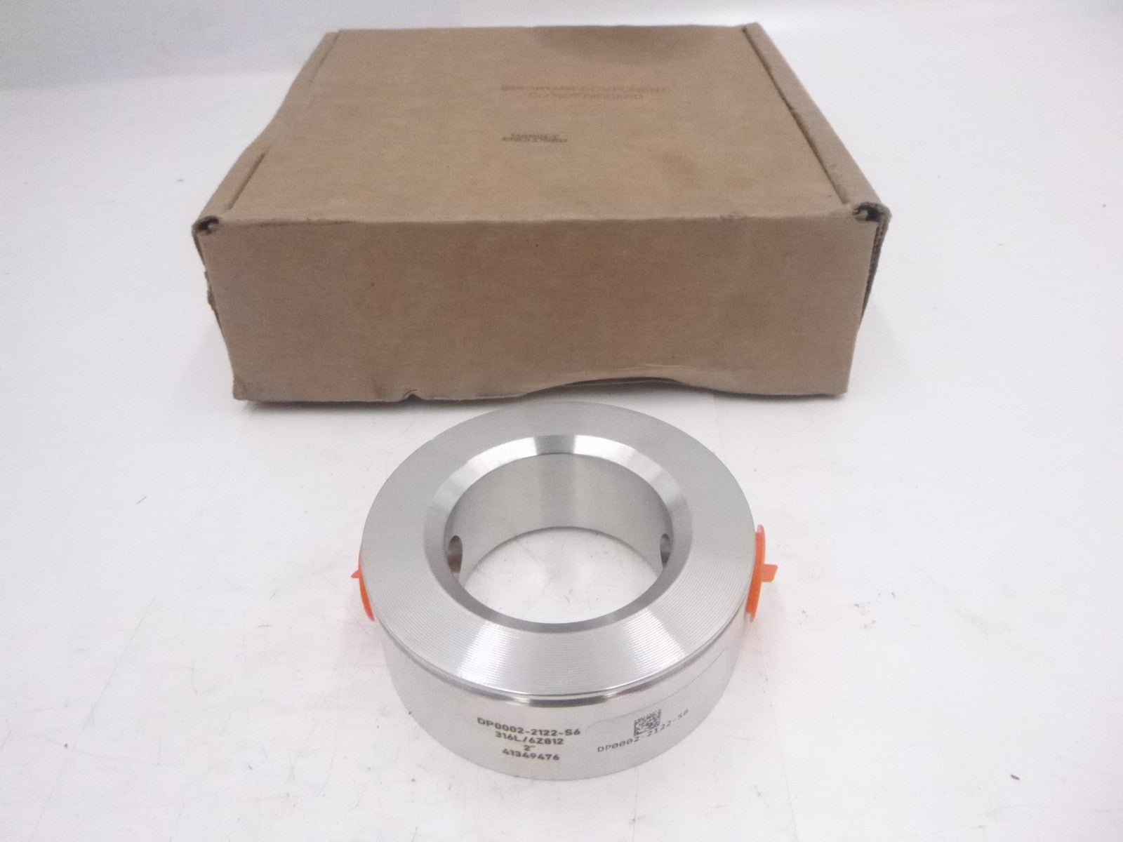 Rosemount 2" FFW/PFW Lower Housing Connection DP0002-2122-S6