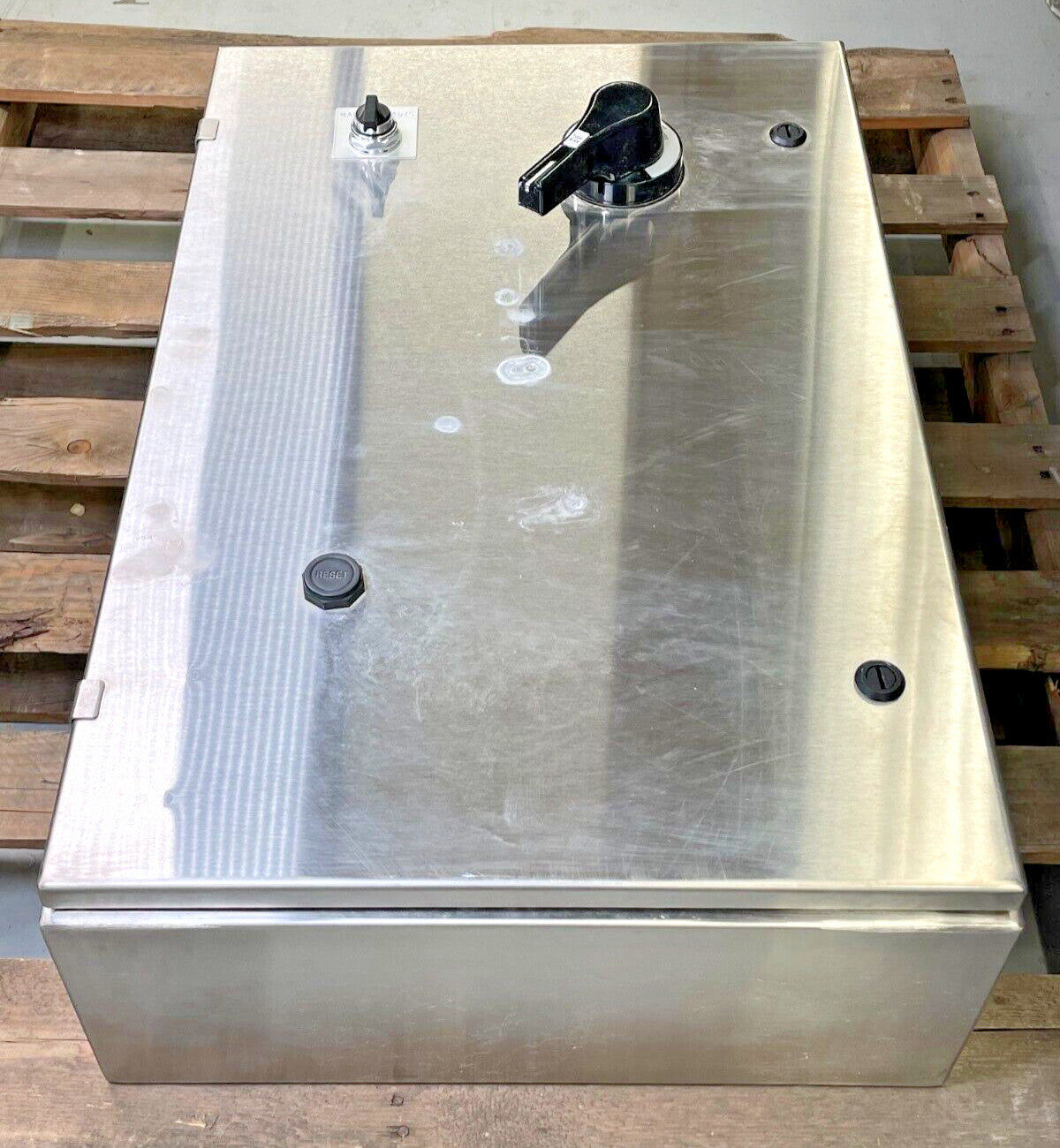 ALL-CURRENT 30 x 20 x 8 NEMA 4X FVNR 100A BREAKER Type SZ3 Combination Starter