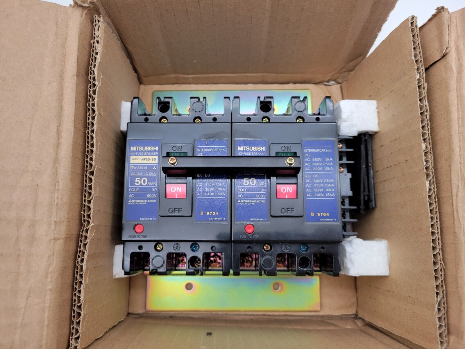 Mitsubishi NF50-SS No-Fuse Bolt-On Circuit Breaker 50A 600V 3P 3PH 50 AMP 3 Pole