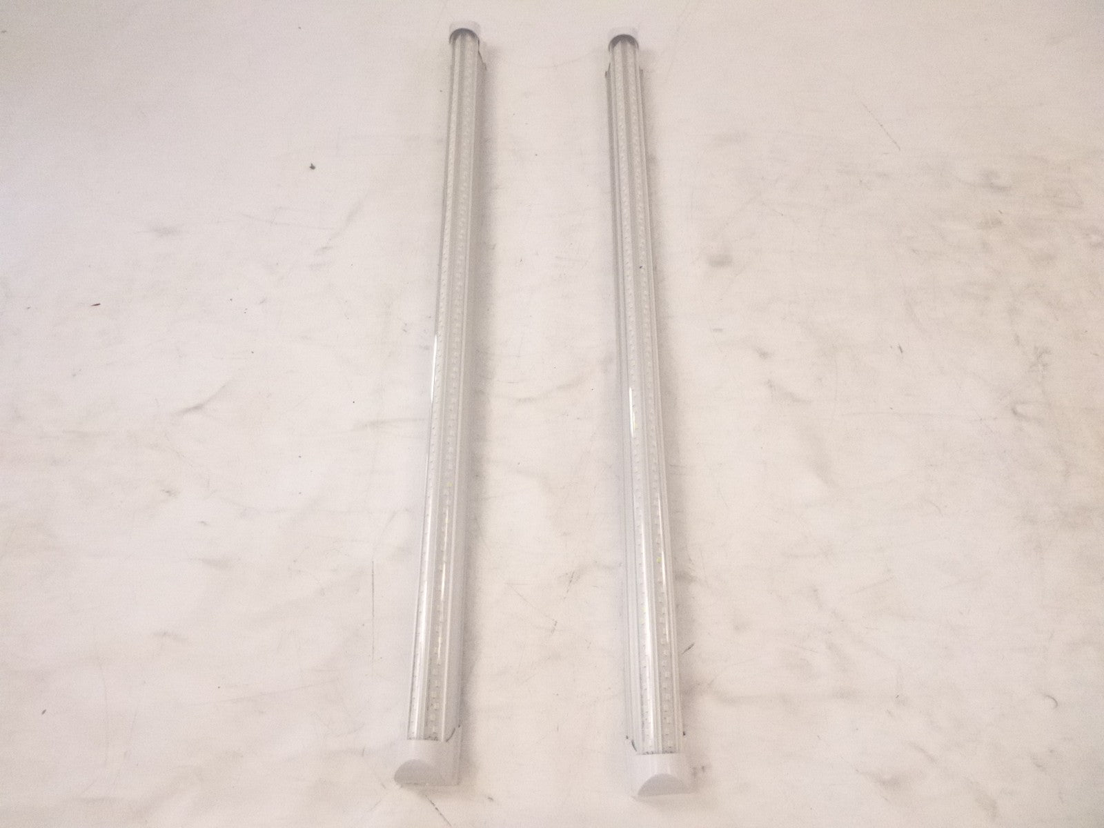 2 Pack Elekico 2' V Shape LED Shop Light AC100-277V 50/60Hz 40W 6000K Color Temp