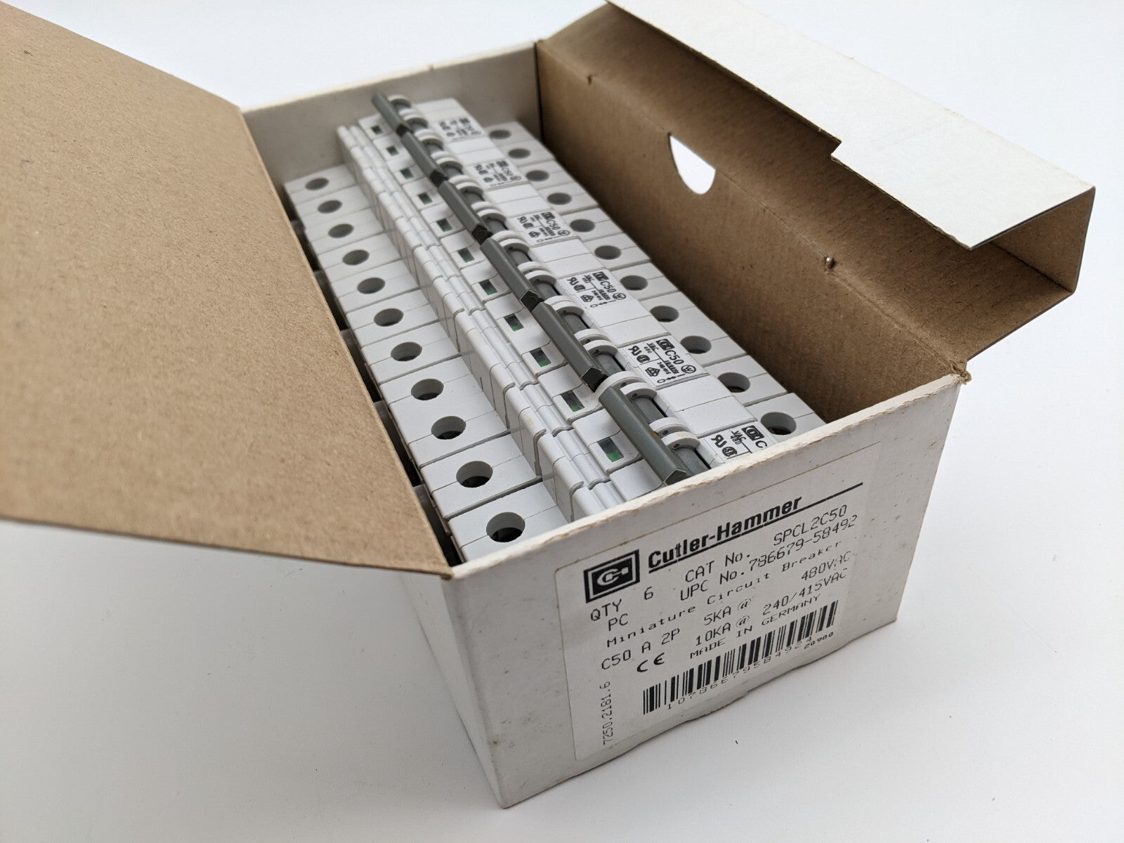 6 Piece Box Cutler Hammer SPCL2C50	Miniature Circuit Breaker 50 Amp 2 Pole 480V