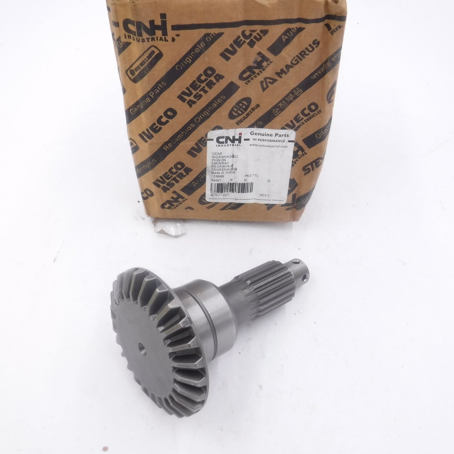 Genuine OEM CNH 47927207 Gear w/ Shaft for Case MD72 MDX71  New Holland H6730