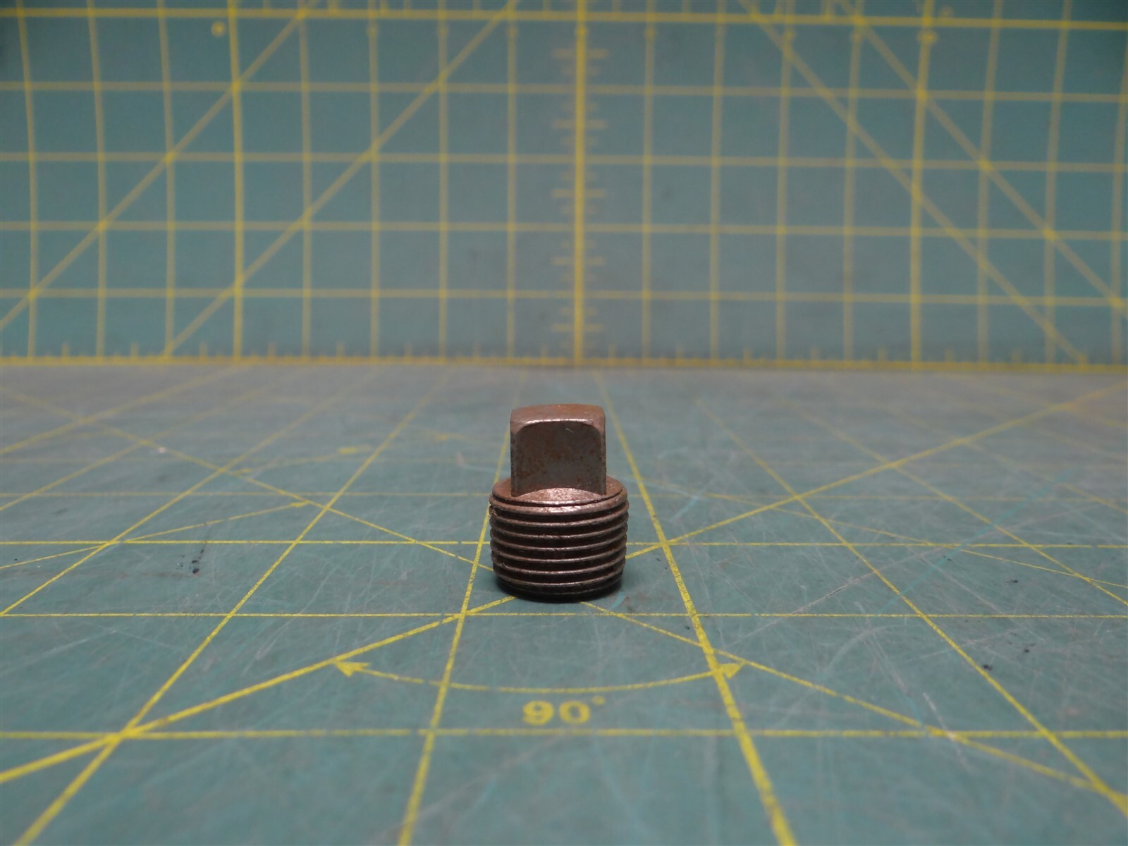 1/4" Threaded Pipe Fitting Plug Male Steel MNPT Tapered with 7/16" Square Head 