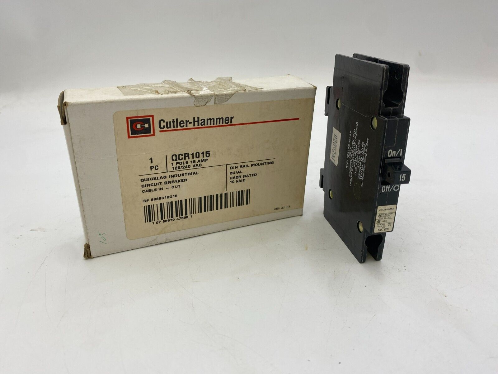 Cutler Hammer	QCR1015 Circuit Breaker 1P 15A 120/240V NOS Black 1 Pole 15 Amp