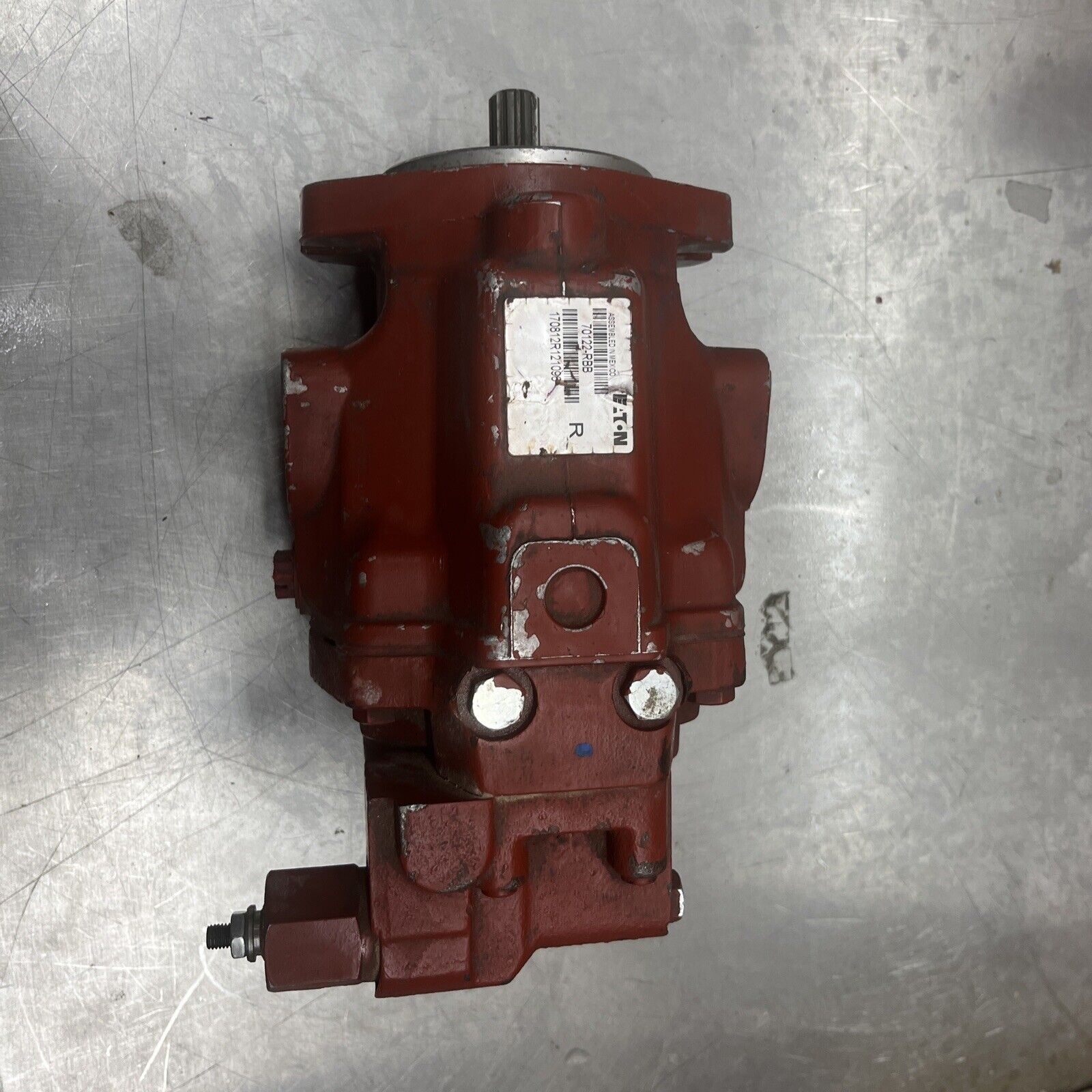 EATON 70122-RBB 70122RBB Medium Duty Mobile Piston Pump2-Bolt 70121-306C