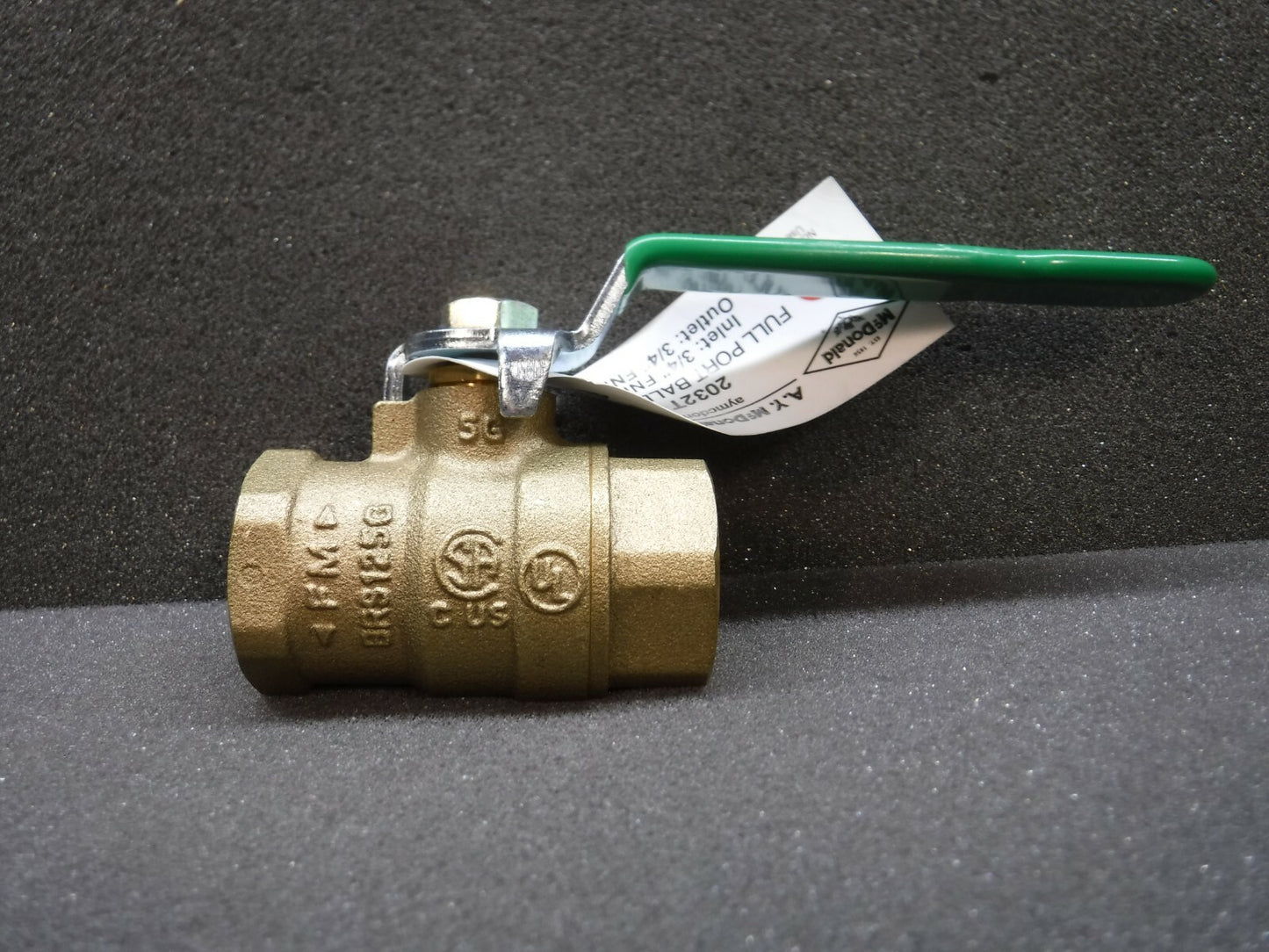A.Y. McDonald Mfg. Co, 2032T, 3/4 Inch, 4420-151 Gas Ball Valve - FNPT Full Port