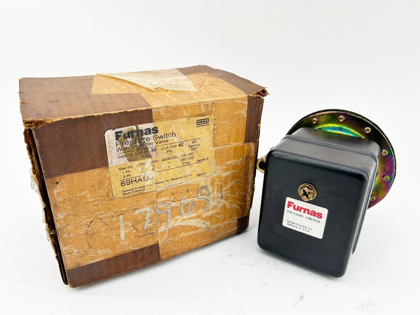 New Furnas 69HAU3 Pressure Switch With Unloader Valve 40PSI 600V 3PH 2HP Ser.A