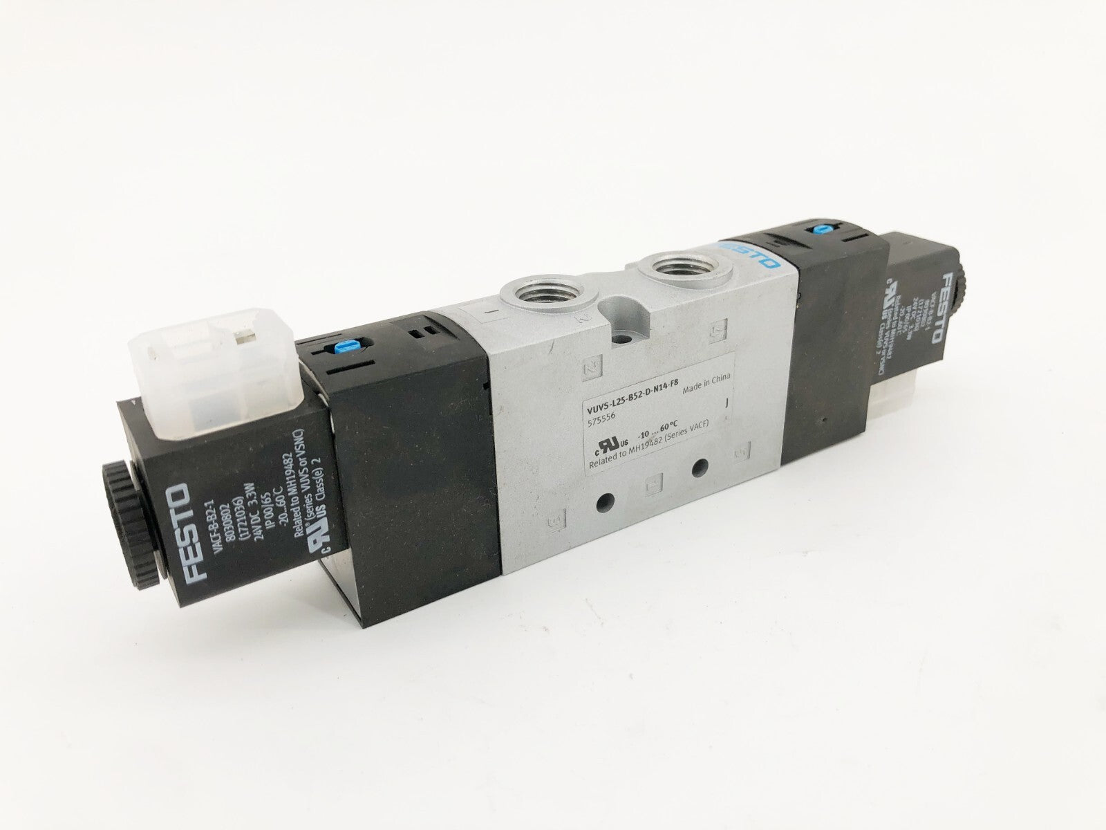 New Festo VUVS-L25-B52-D-N14-F8-1B2 Solenoid Valve 24VDC 3.3W 575556 - No Box