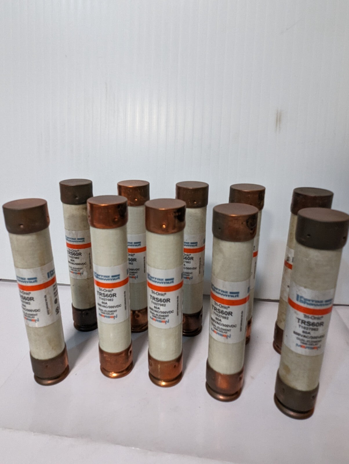 Lot of 5 Shawmut TRS60R, Dual Element Time-Delay Fuse, 60A, 600Vac, 300Vdc