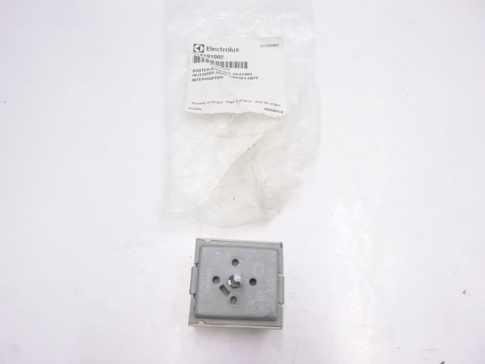 Genuine OEM Electrolux Frigidaire 318191002 Surface Element Switch
