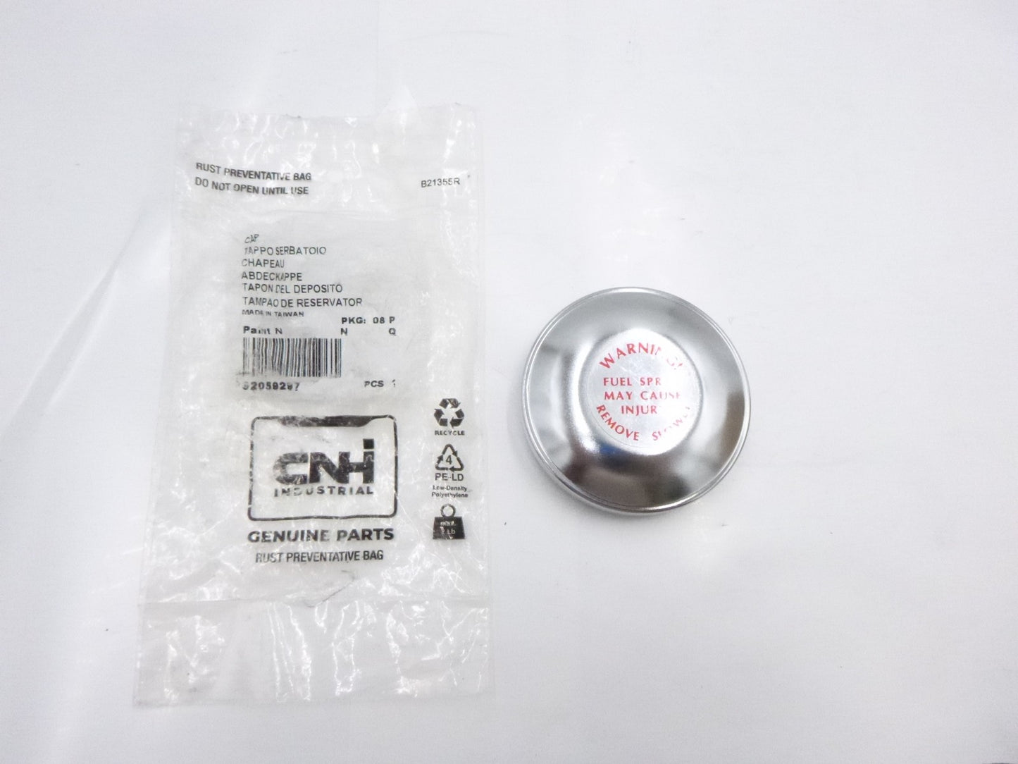 Genuine OEM CNH New Holland 92059297 Cap for 1026 1066 1206 1440 1470 21026