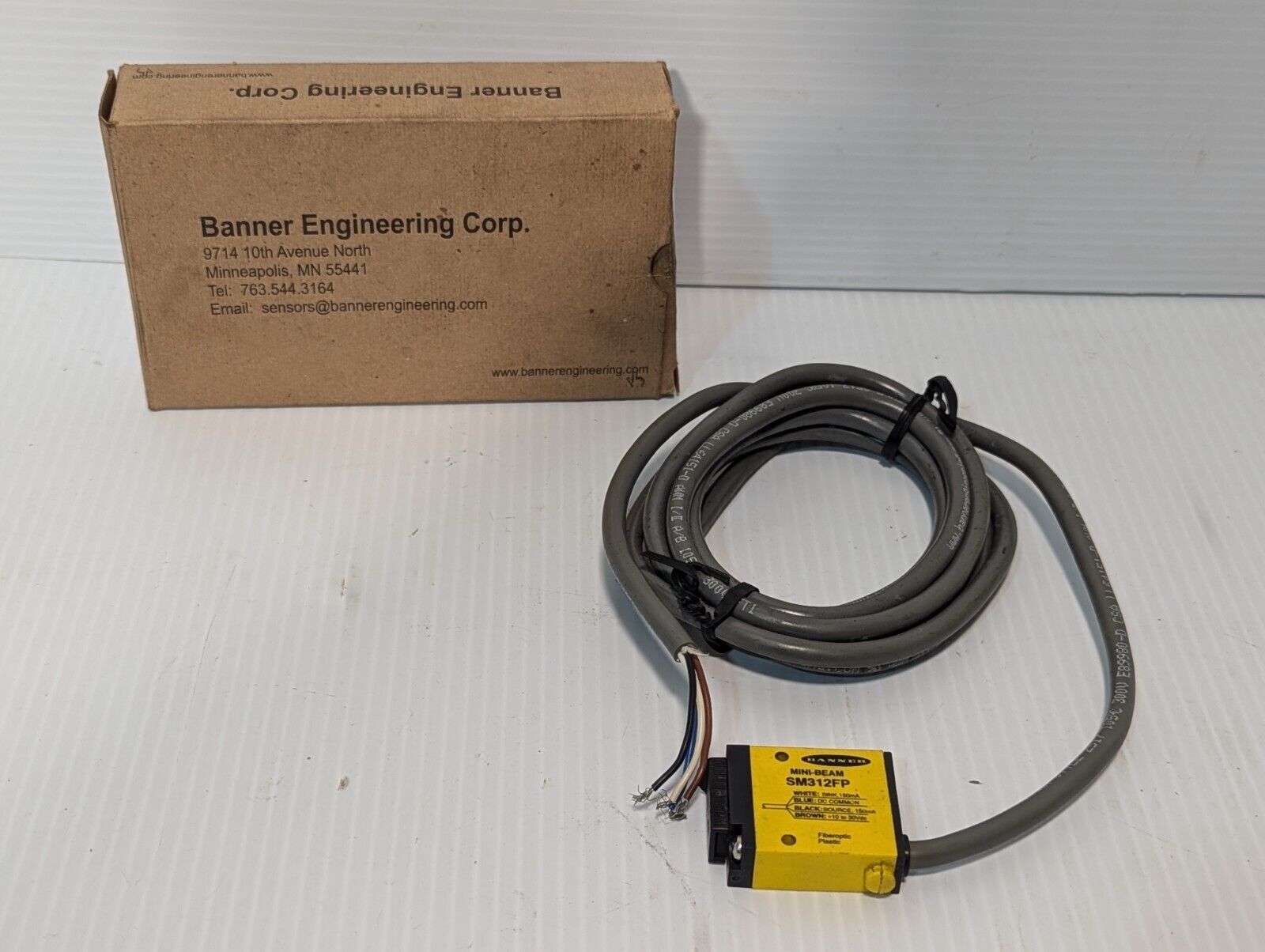 Banner SM312FP Mini-Beam Photelectric Sensor, 25916 , Free Returns
