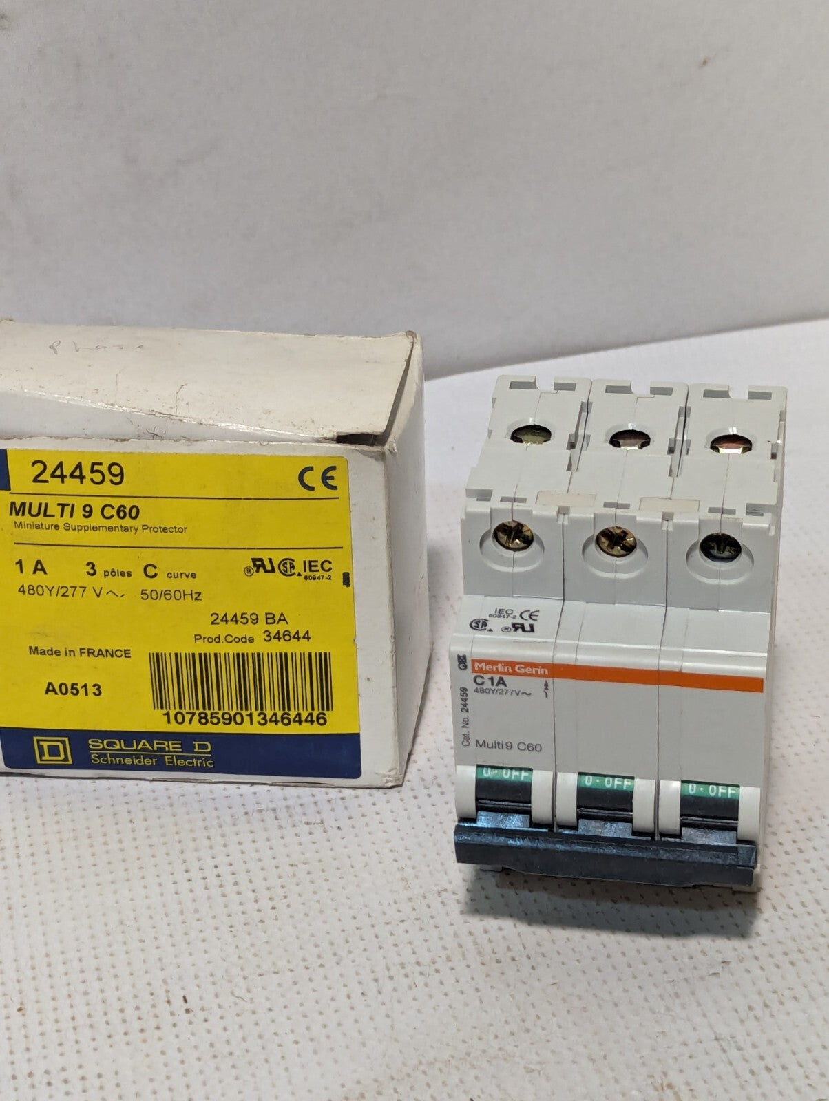 Merlin Gerin 24459 Circuit Breaker, C1A, Multi 9, C60, 1A, 480Y/277 Volt, 3-Pole