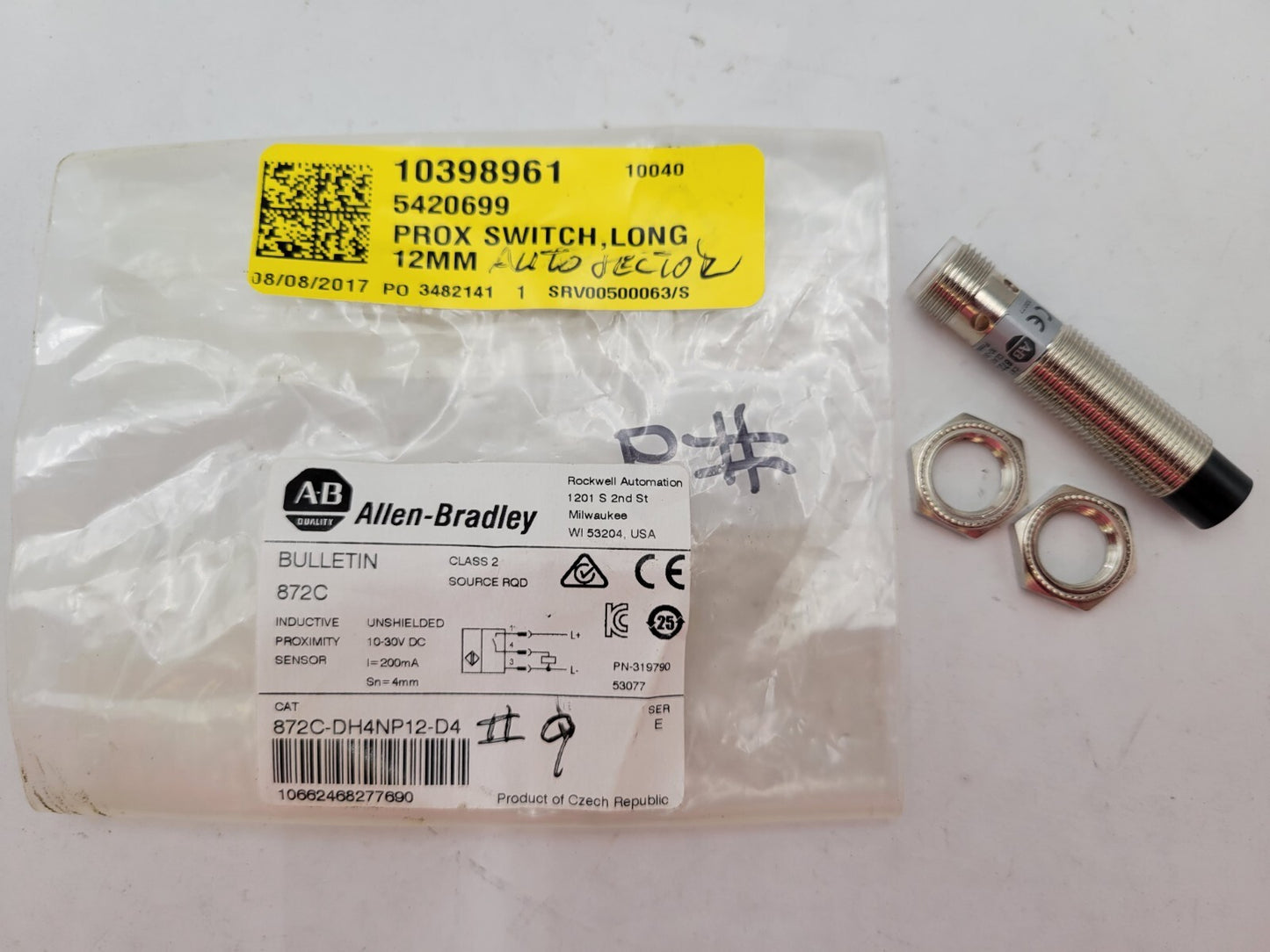 Allen-Bradley 872C-DH4NP12-D4 Inductive Proximity Sensor 10-30VDC 200mA Class 2
