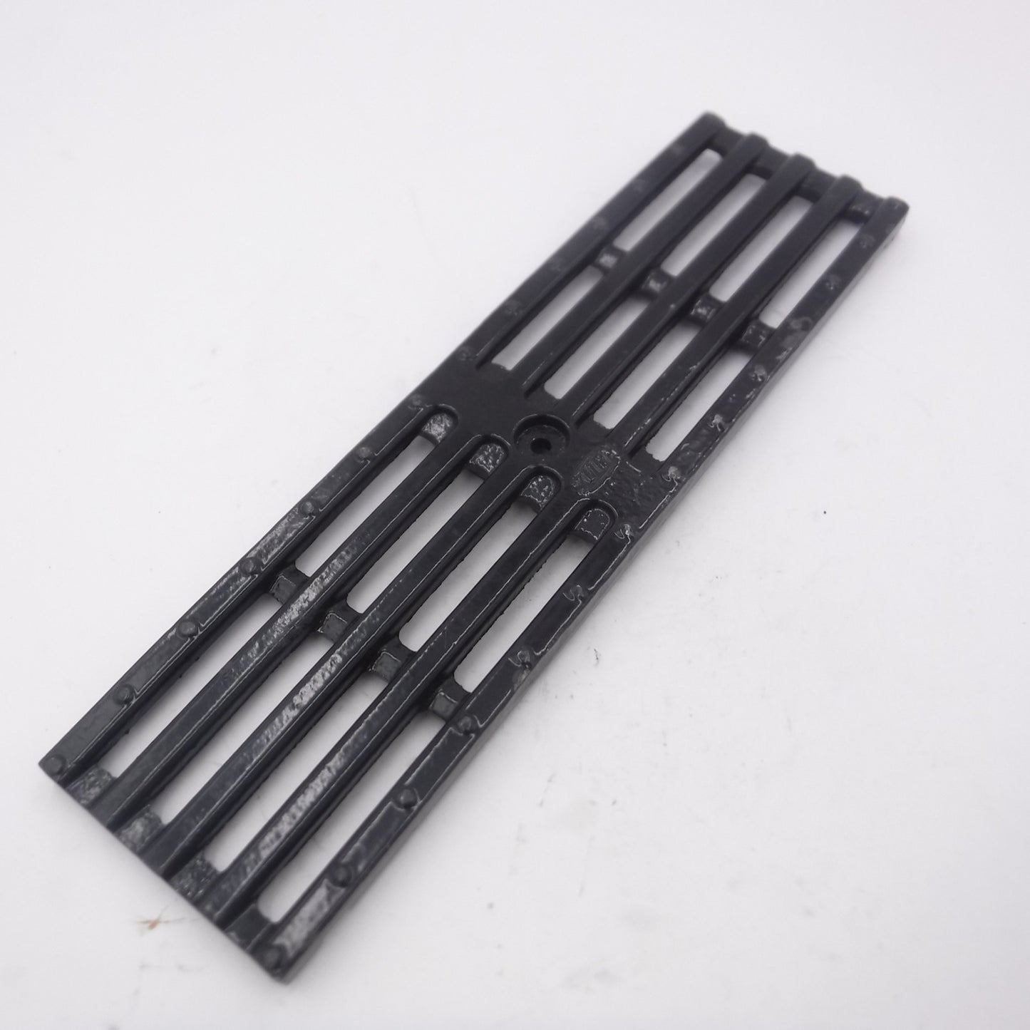 Zurn Ductile Longitudinal Slotted Grate 5-3/8" x 20" Black