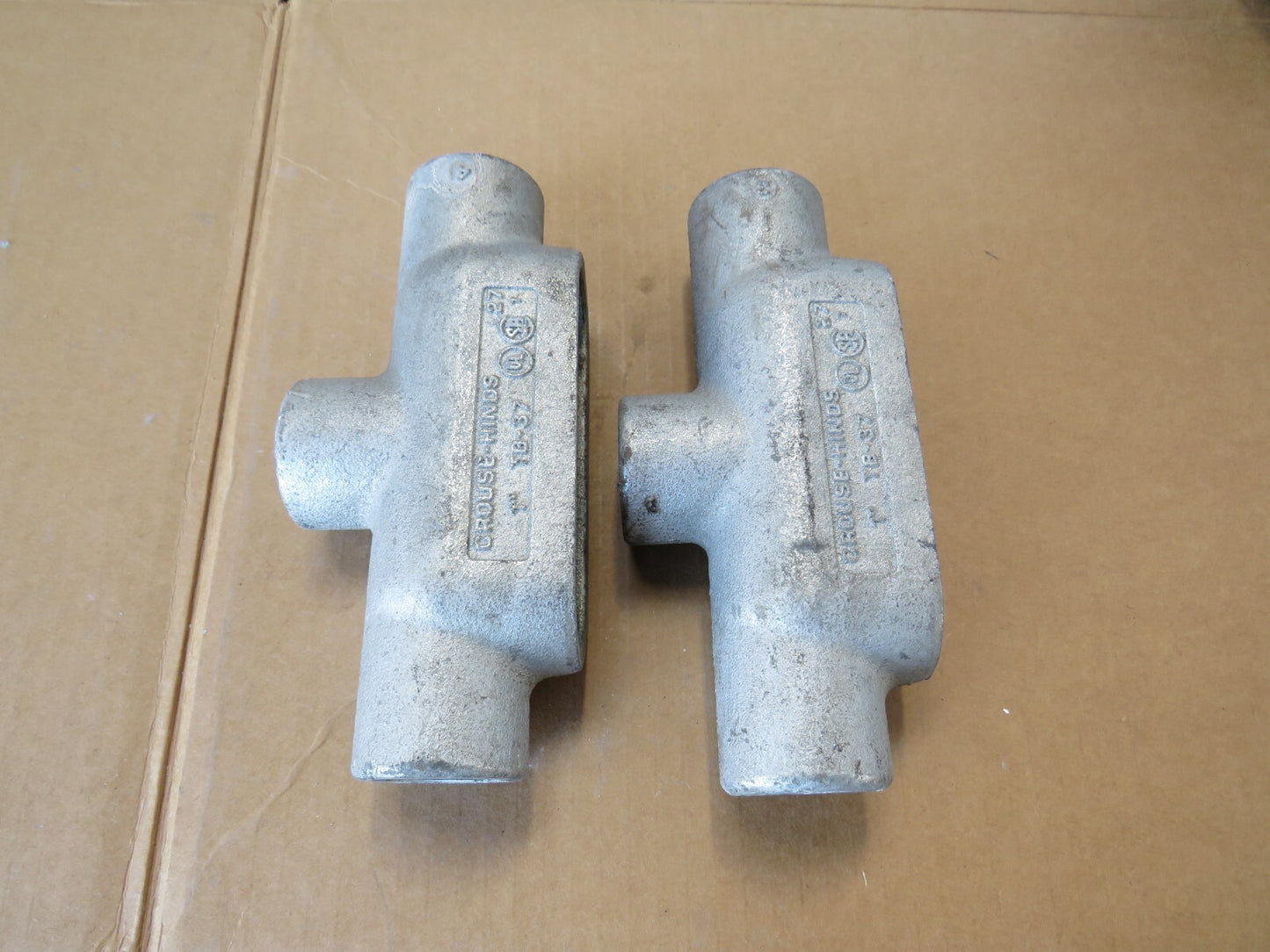 Lot of 2 Crouse-Hinds T-Style Conduit Body Form-7 Iron Alloy 1" TB37 1in