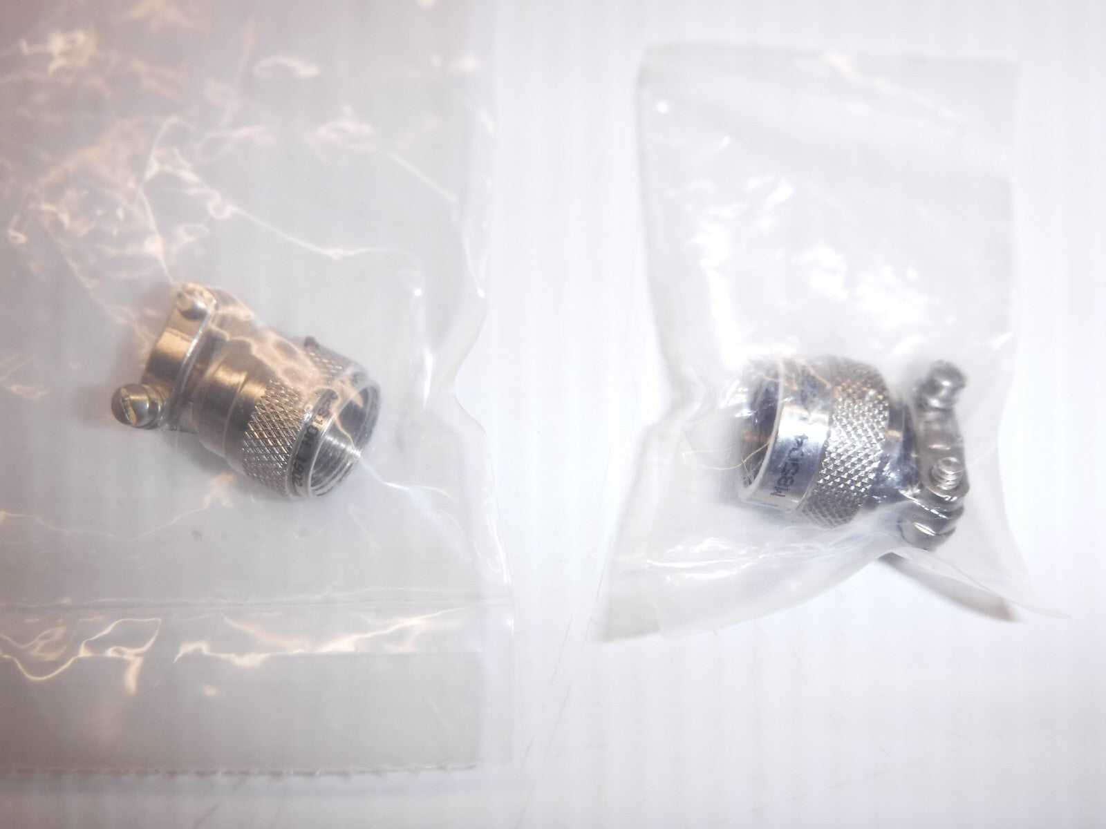 Amphenol M85049/52S10N 1844 / 06324 Glenair M85049/52S10N 1902 Adapters *Lot 2*