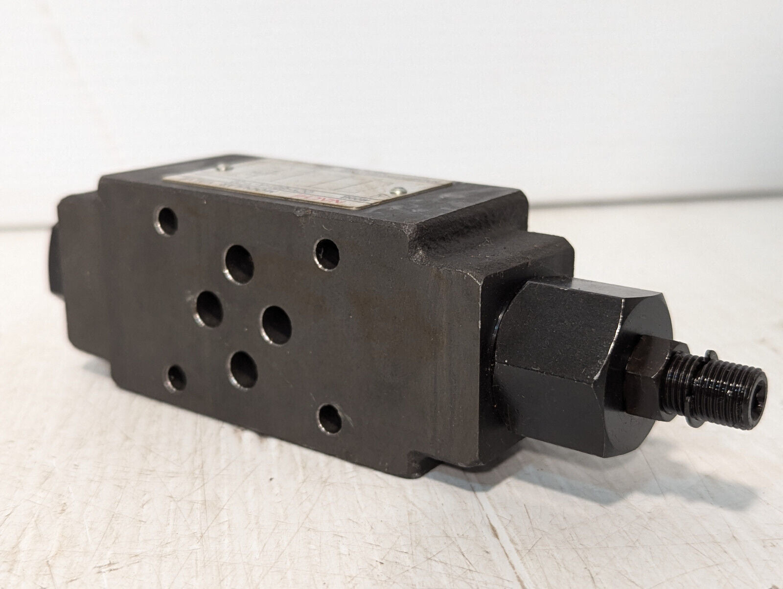 Nachi Fujikoshi Corp. OCY-G01-A-Y-20 Flow Control Modular Valve 