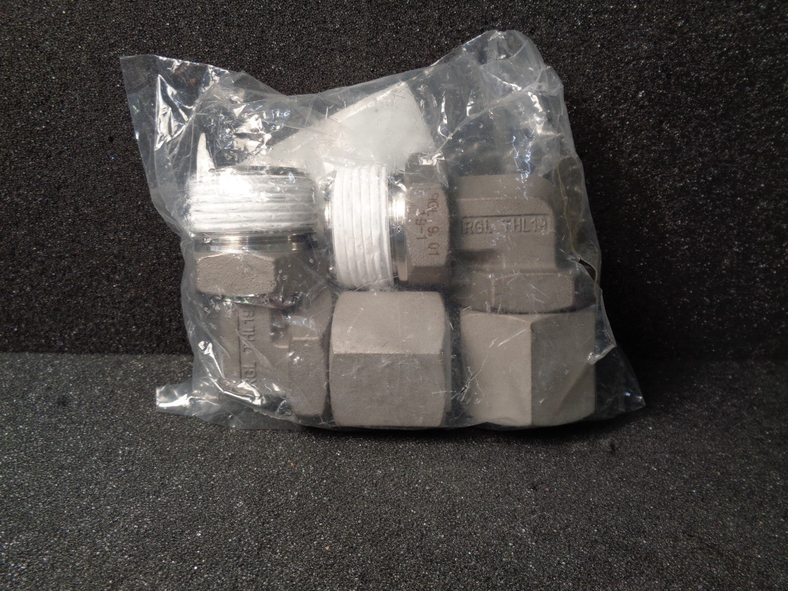 Hose Fittings Kantouch Elbow THL19-1-S 304 Stainless Steel Lot Of 2