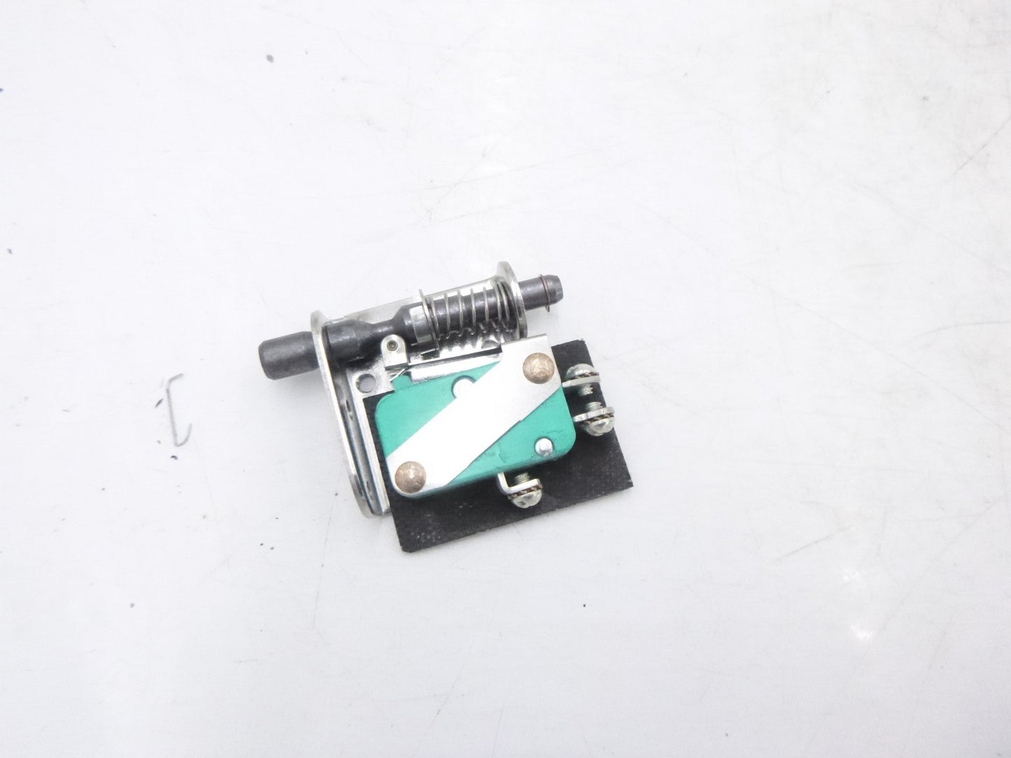 Single Honeywell 2AC59 Snap Action Micro Switch SPDT 10A 250V