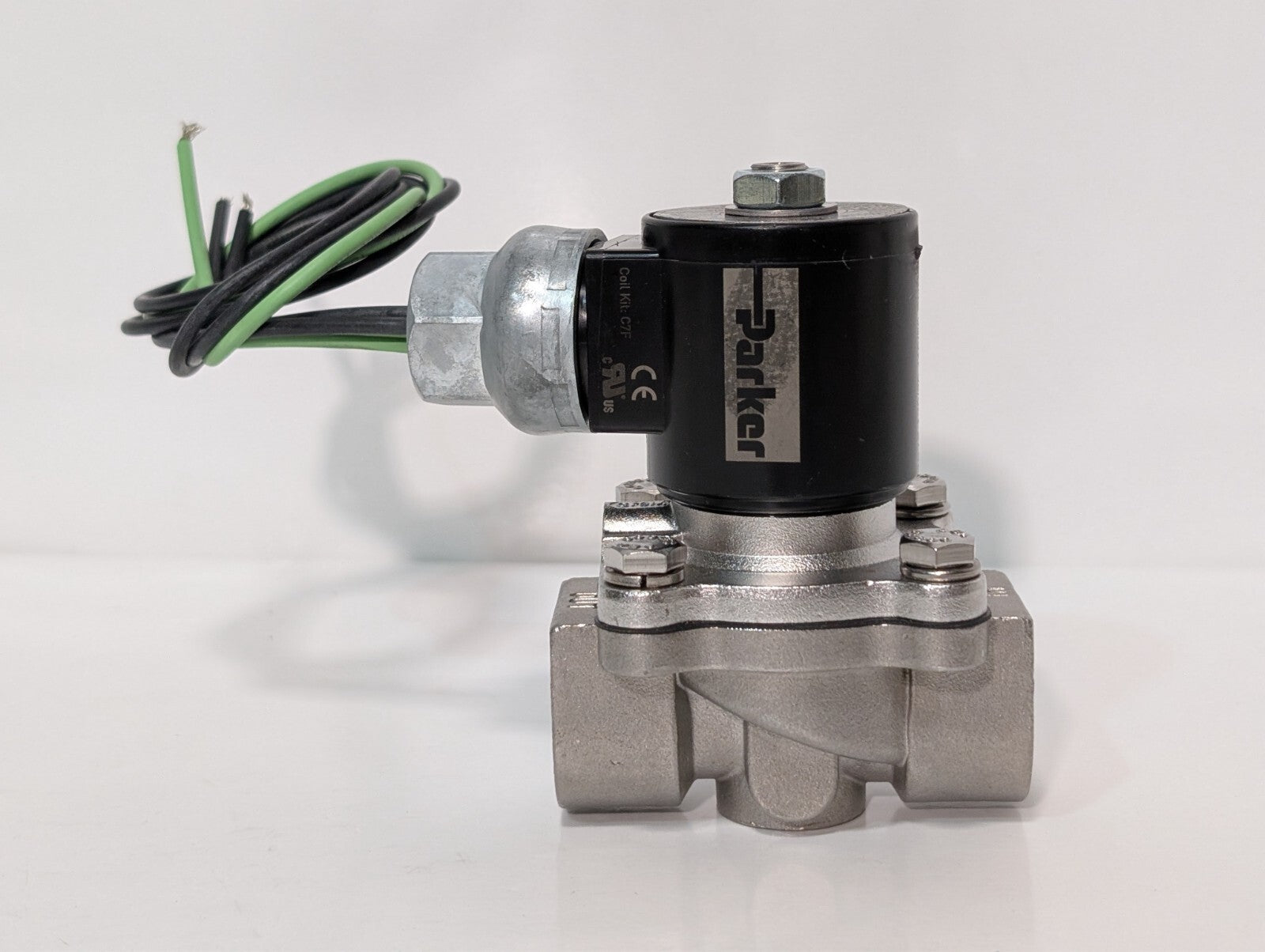Parker 23RC12VV7C7F 2-way solenoid valve, 300PSIG, 3/4 in NPT, 185 deg F max med