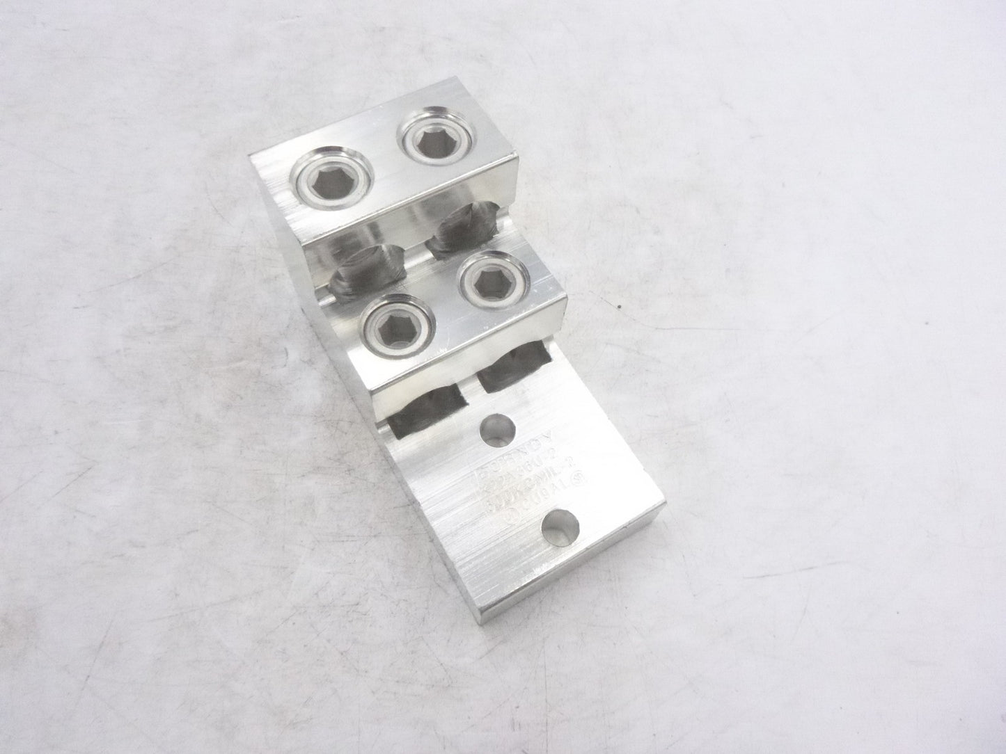 Burndy K22A36U-2 2 Hole 600KCMIL-2 4 Conductor Tin Plated Terminal Lug