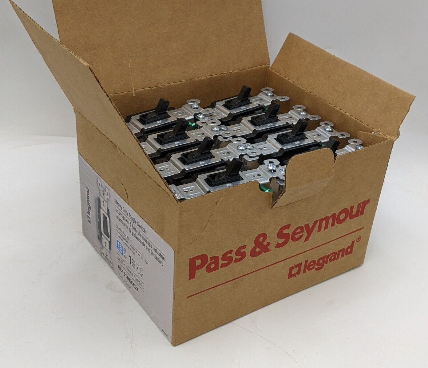 24PC Legrand RC151BKCC24 Heavy Duty Toggle Switch 15A 120/277V 1P Residential