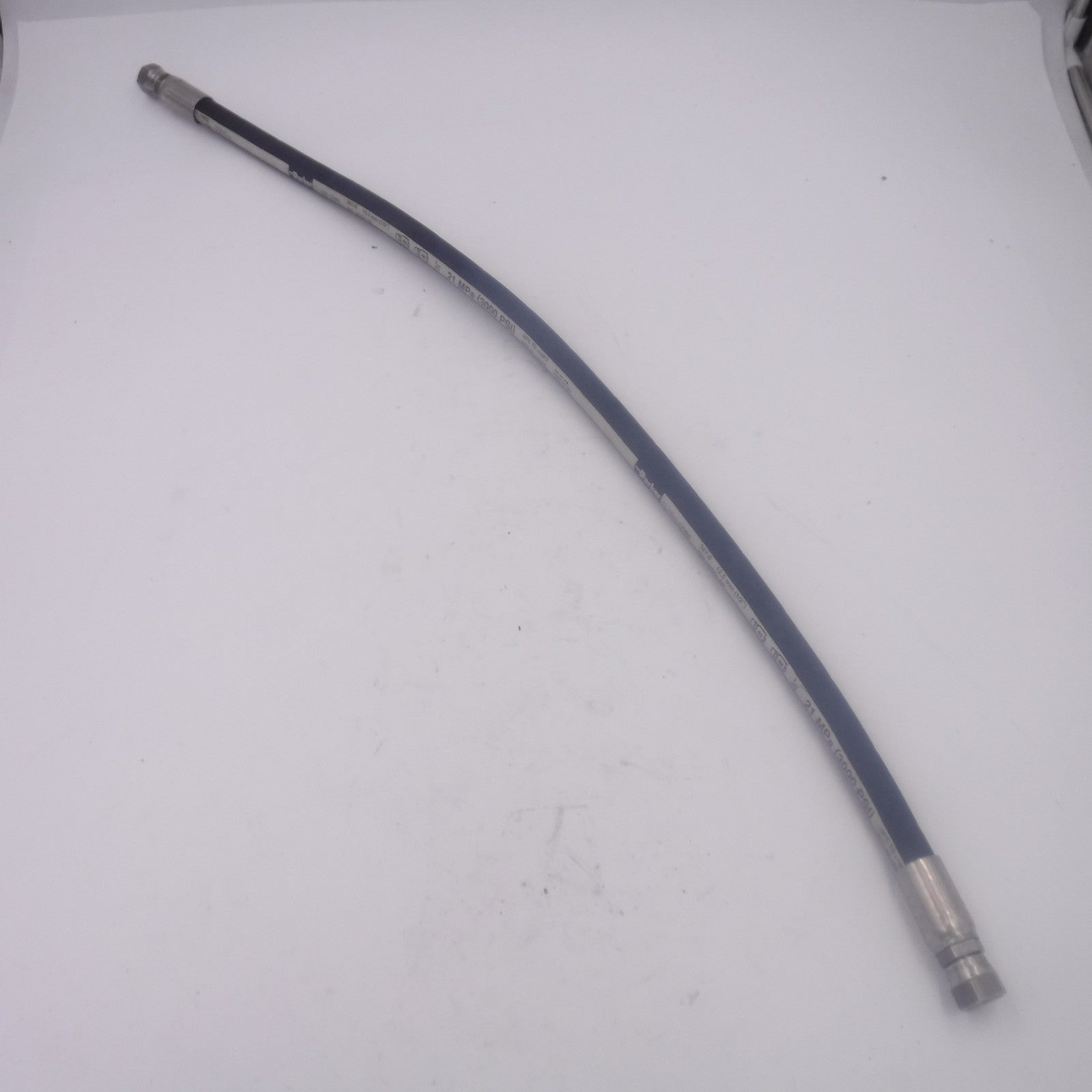 36" OAL Parker GlobalCore 1/2" ID Hose 3000PSI With Female 1/2" NPT Ends