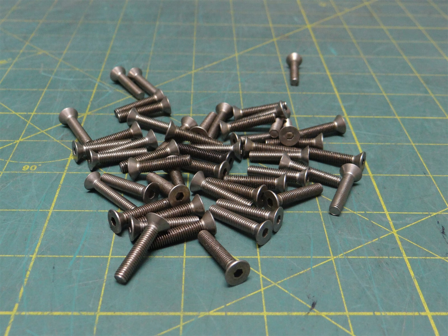 Qty: 50, 10-32 x 1" Internal Hex Flat Head Screw Zinc Plated Fine Fully Threaded
