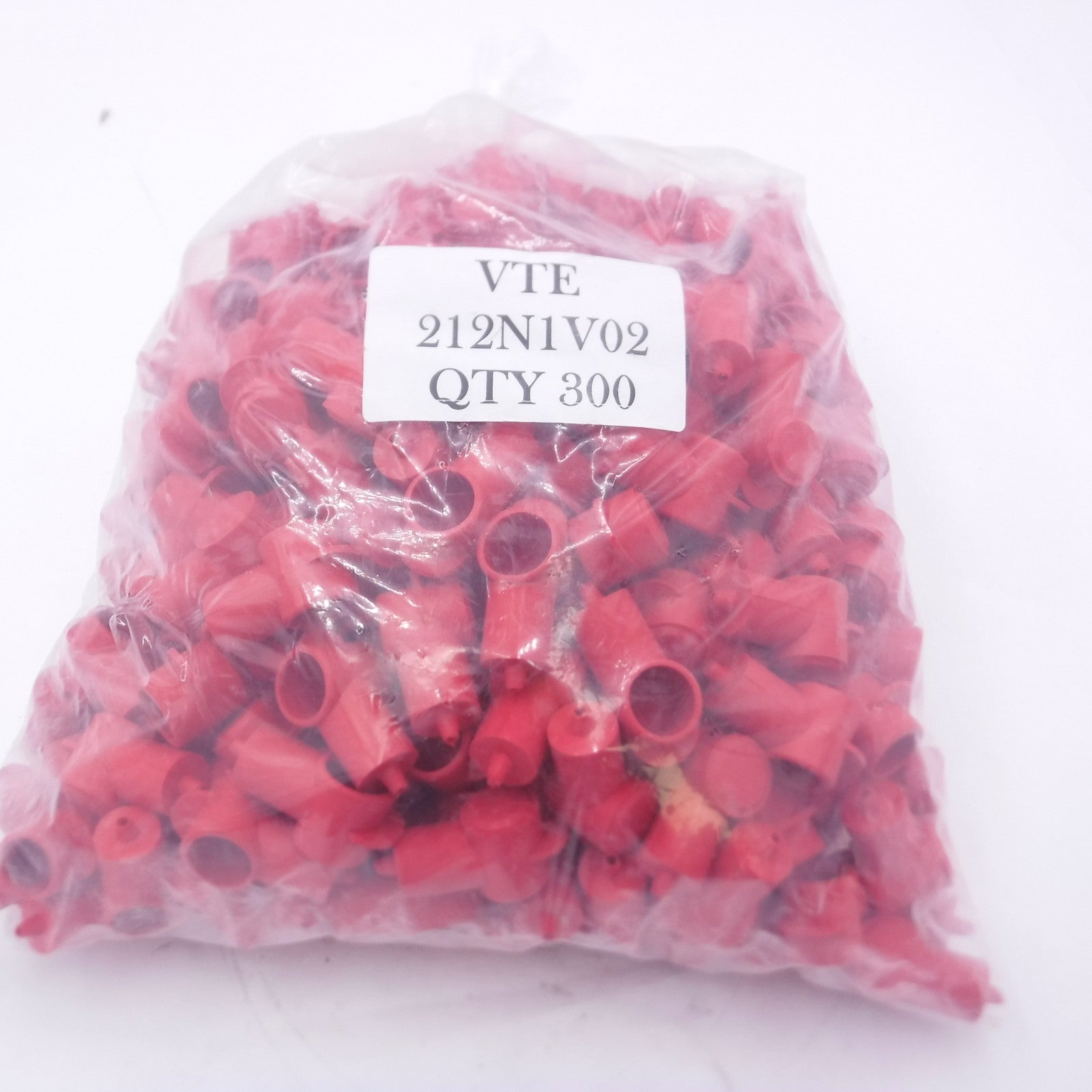 300 Pack VTE 212 Series Lug & Ring Terminal Insulators 212N1V02