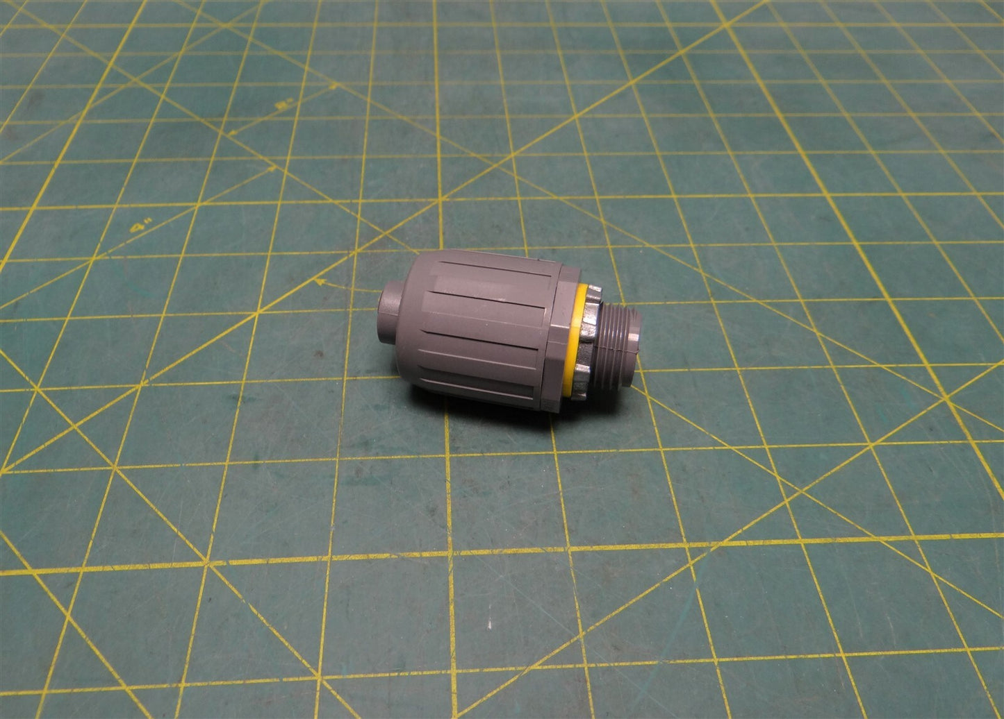 1/2" Arlington Liquidtight Non-Metallic Straight Conduit Connector, NMLT5