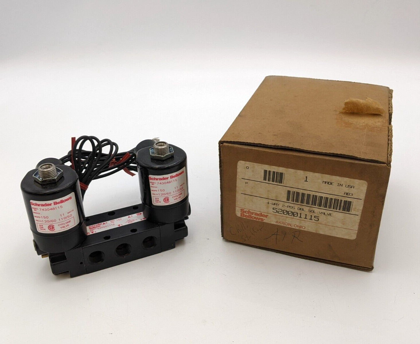 Schrader Bellows 520001115 Double Solenoid Valve 4 Way 2 Pos 150PSI 110/120V NOS