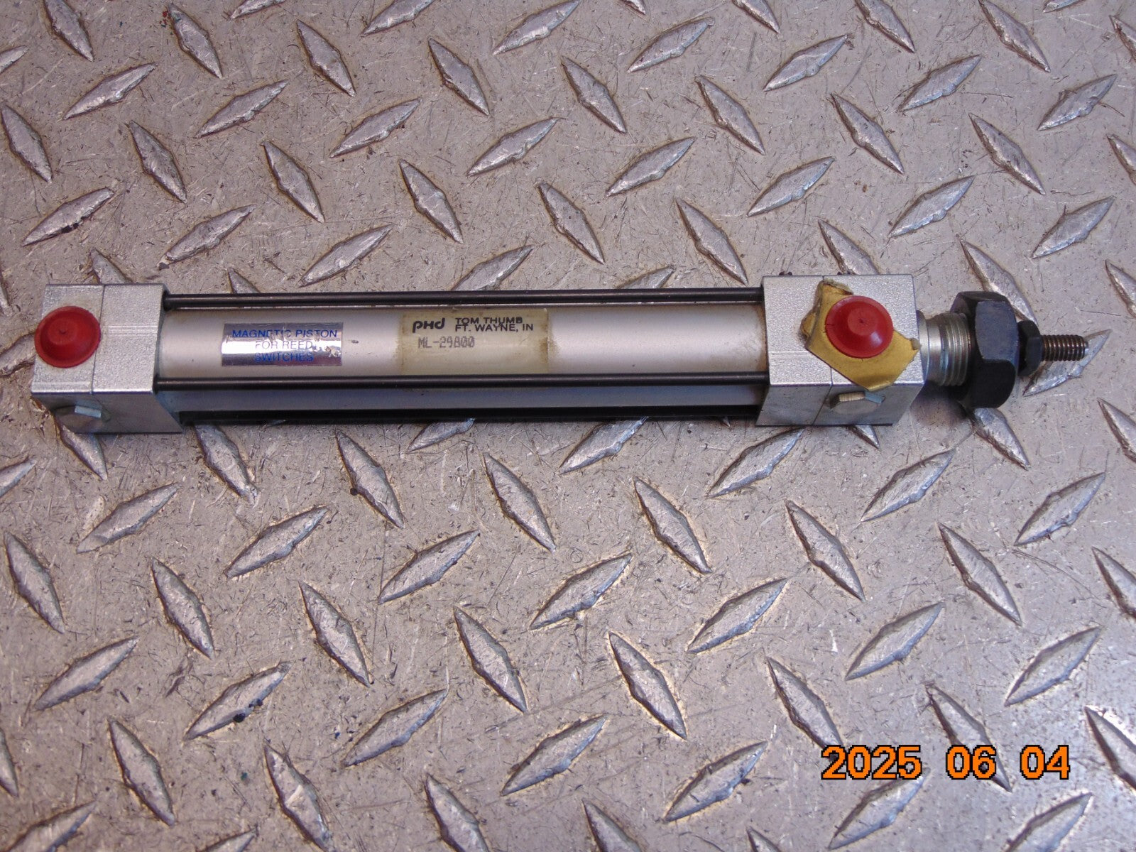 PHD ML-29800 TOM THUMB CYLINDER MAGNETIC PISTON for REED SWITCHES