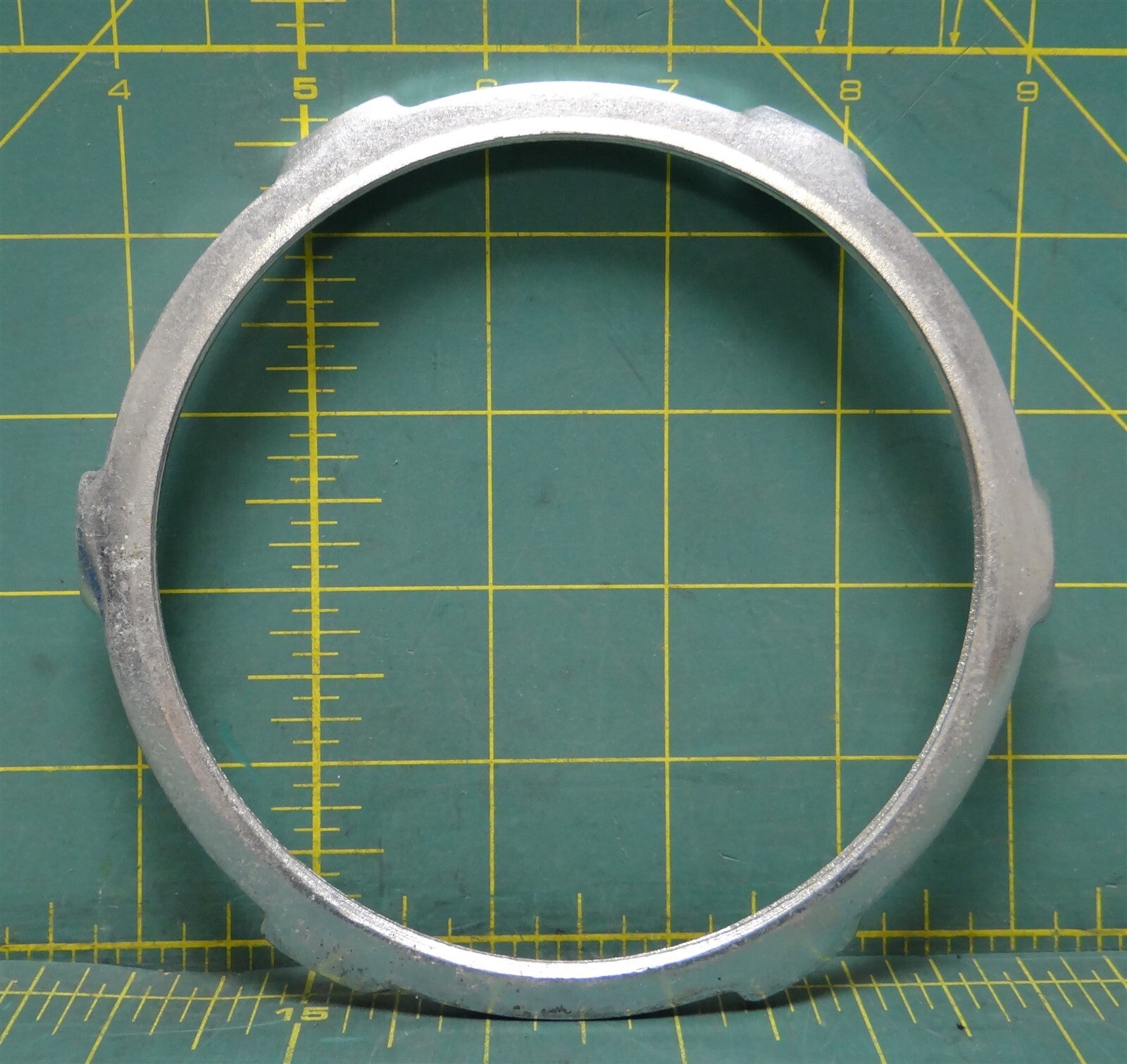 5" OD x 4-1/2" ID x 1/4" H Height Conduit Rigid/EMT Locknut Zinc Plated Steel