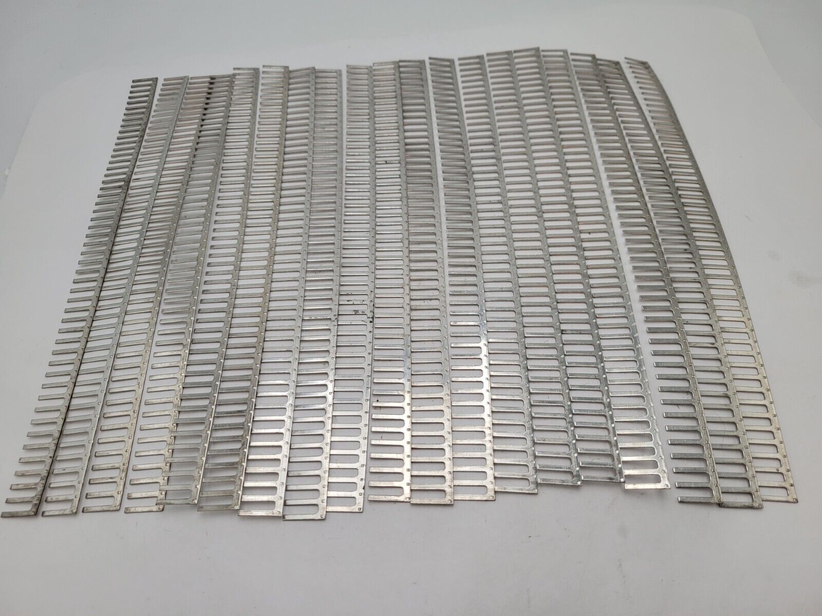 19PC Allen-Bradley 1492-N39 Terminal Block Side Jumpers 50 Pole 6 MM Series B