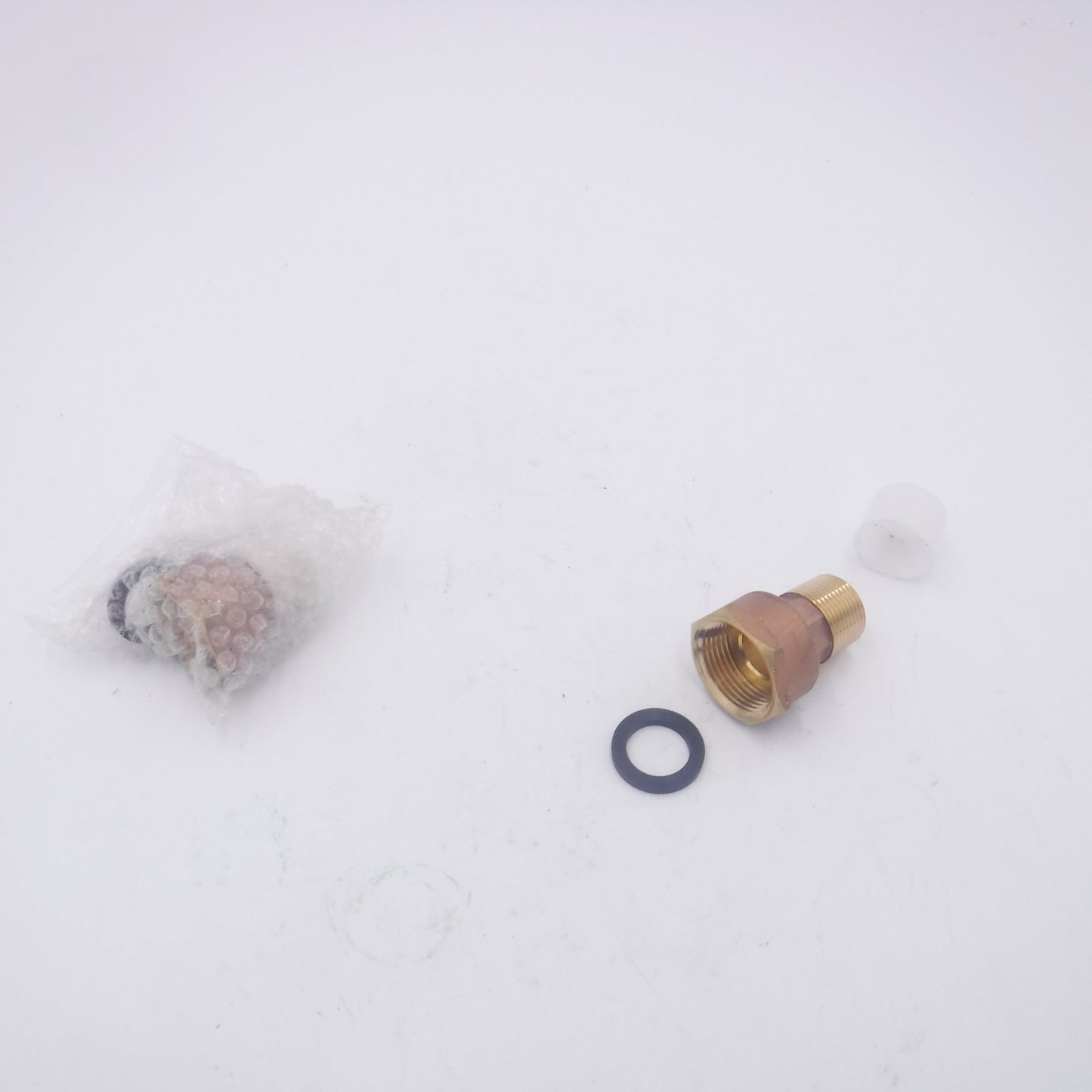 1-1/4" G x 3/4" NPT Brass LF Connector for NG and LPT Installations