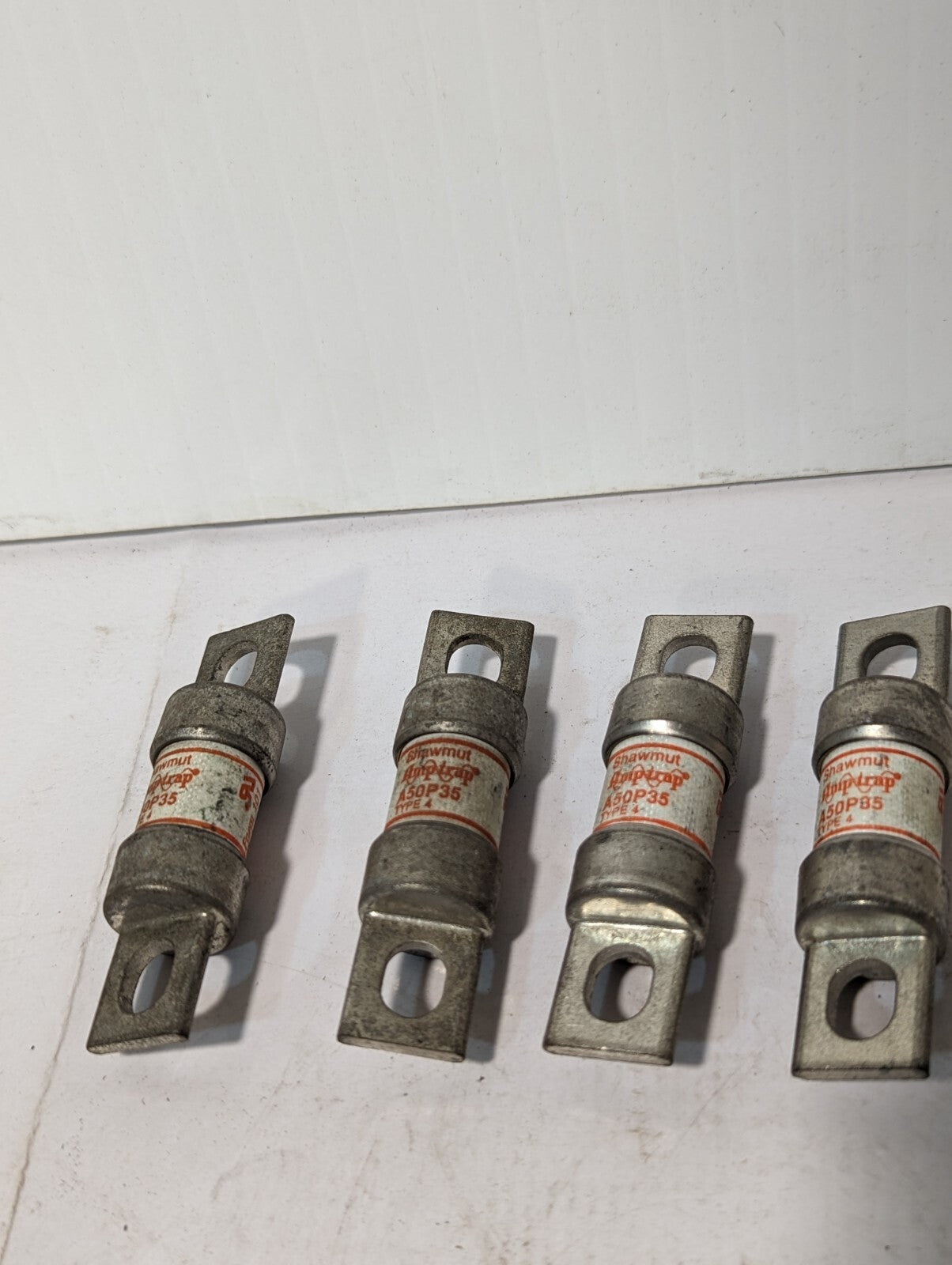 Lot of 4 Shawmut A50P35 Amptrap Type 4 Fuses 