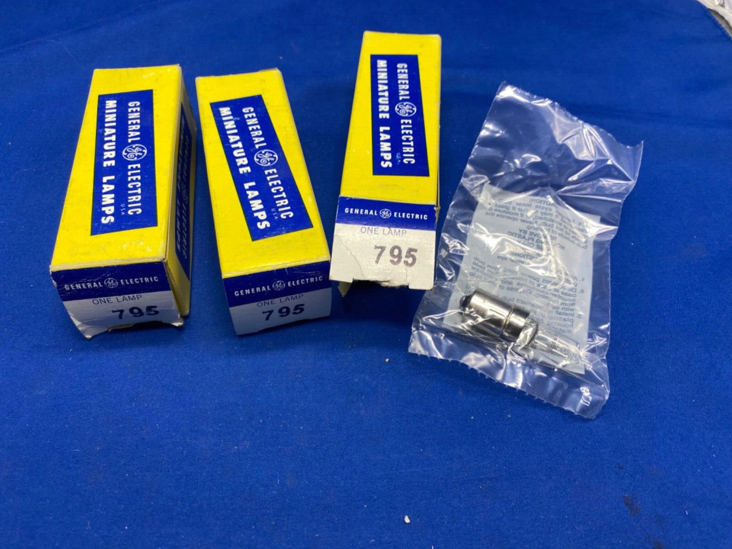 General Electric bulk lot qty 3, bulb 795