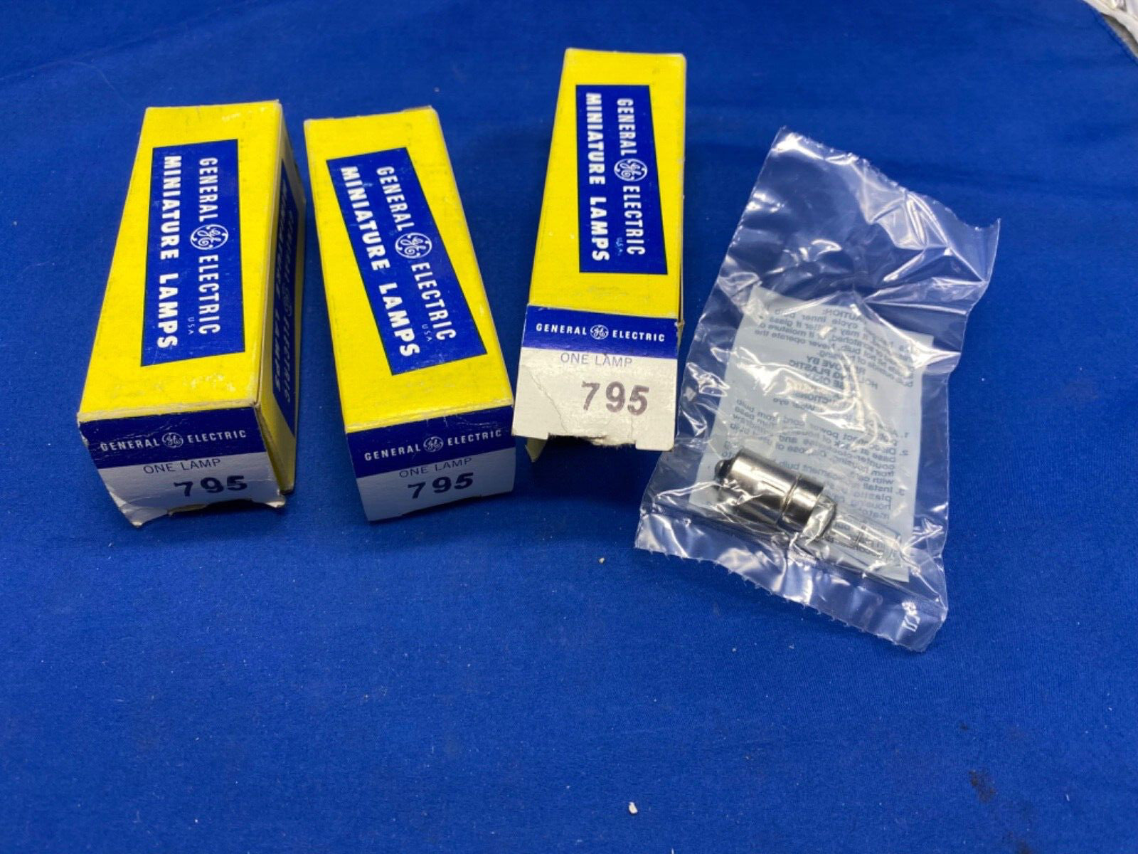 General Electric bulk lot qty 3, bulb 795