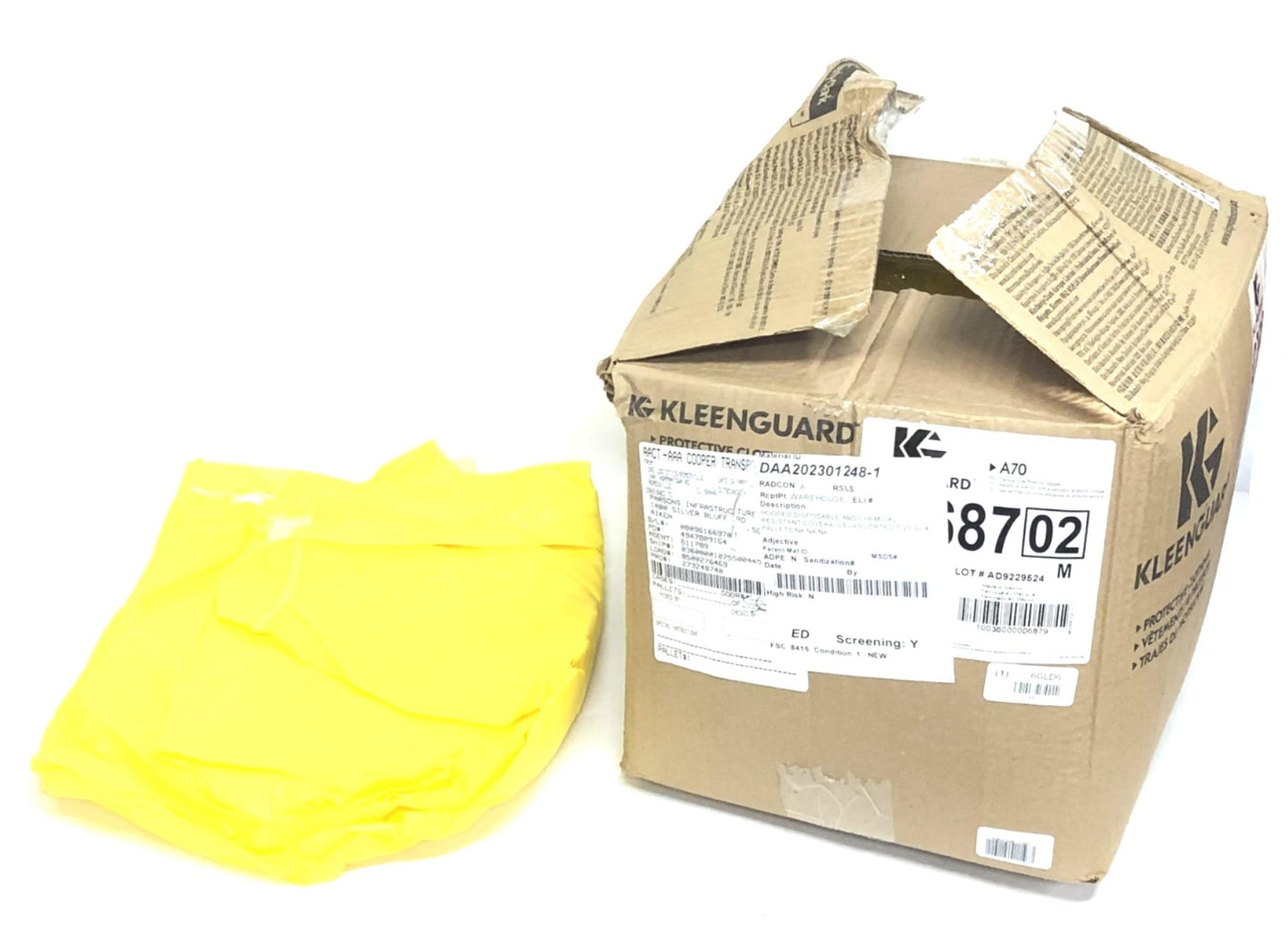 Kleenguard Case Of 12 4XL A70 M Yellow Hooded Coverall 00687 (00687-02) NOS
