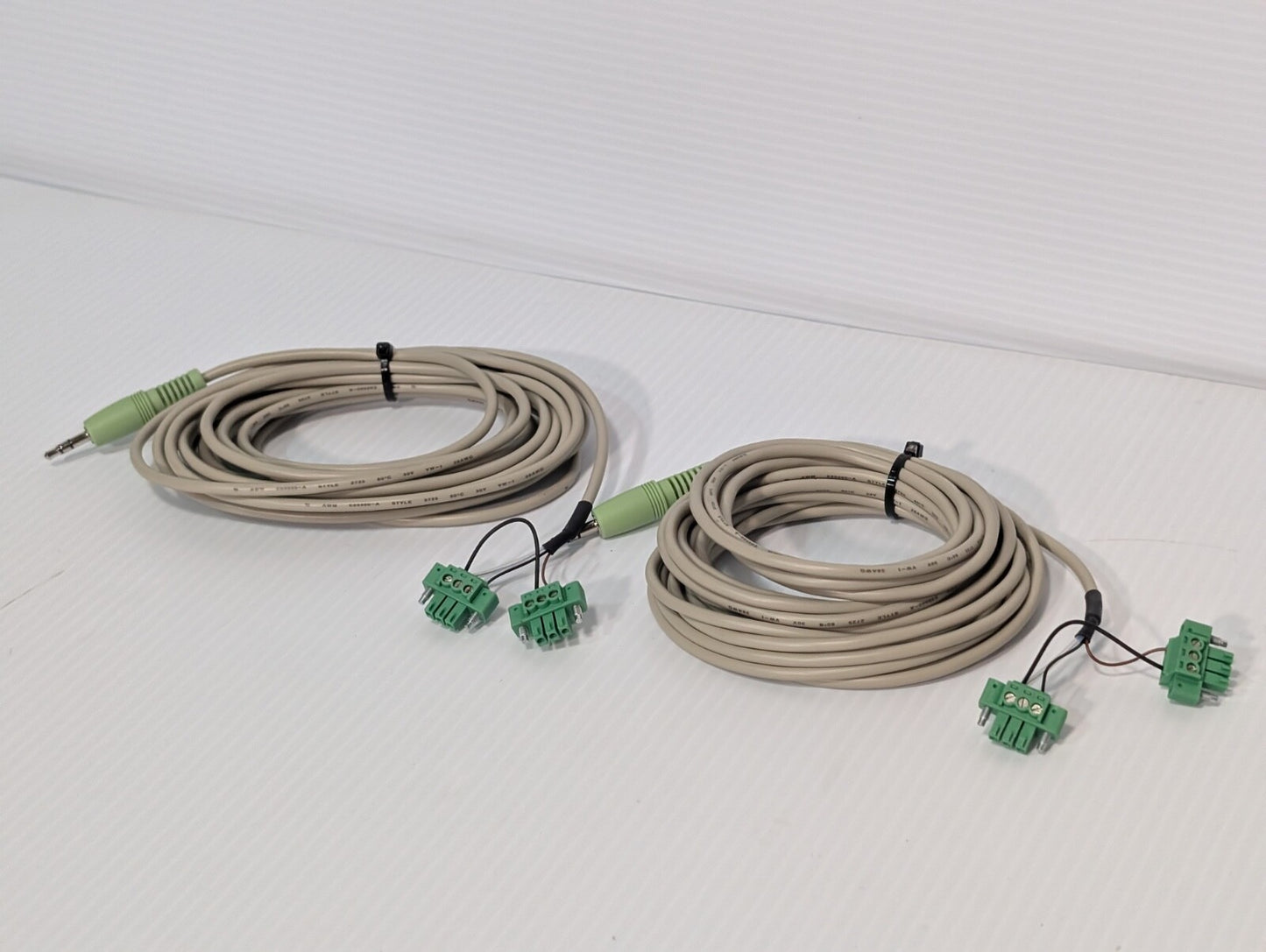 Lot of 2 AWM E89980A Style 2725 3.5mm Cables w/Male Audio Jack & 2 4 Pin Plugs