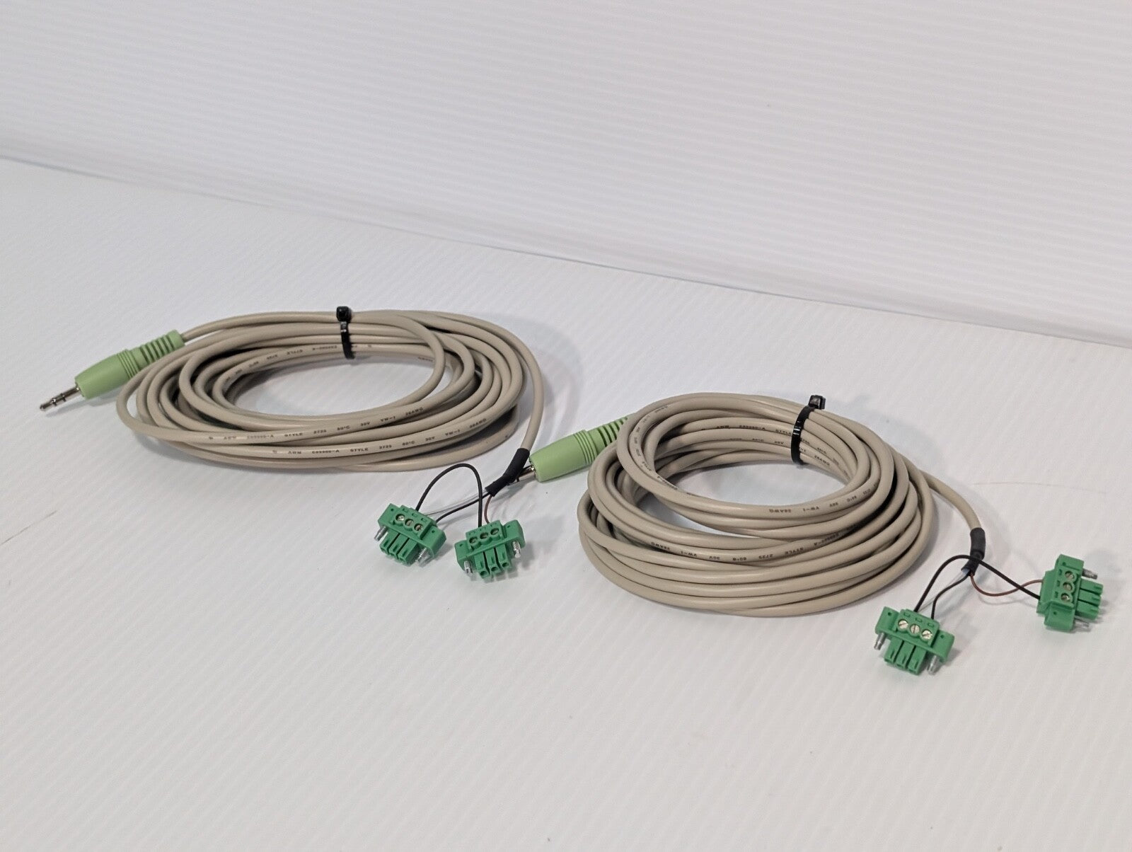 Lot of 2 AWM E89980A Style 2725 3.5mm Cables w/Male Audio Jack & 2 4 Pin Plugs