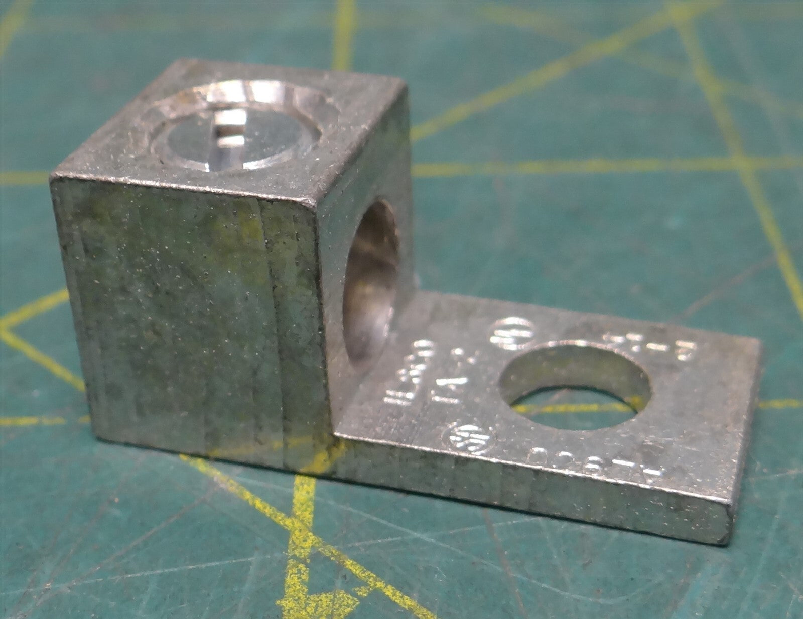 ILSCO Mechanical Lug TA-2 2-14 AWG Tin Plated Aluminum/Copper 1 Port 1 Hole