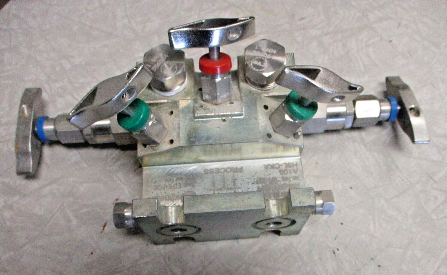 SCHNEIDER Type H5L-CKA 5-Valve Manifold, Carbon Steel, 2000-psi CWP, Soft Seated