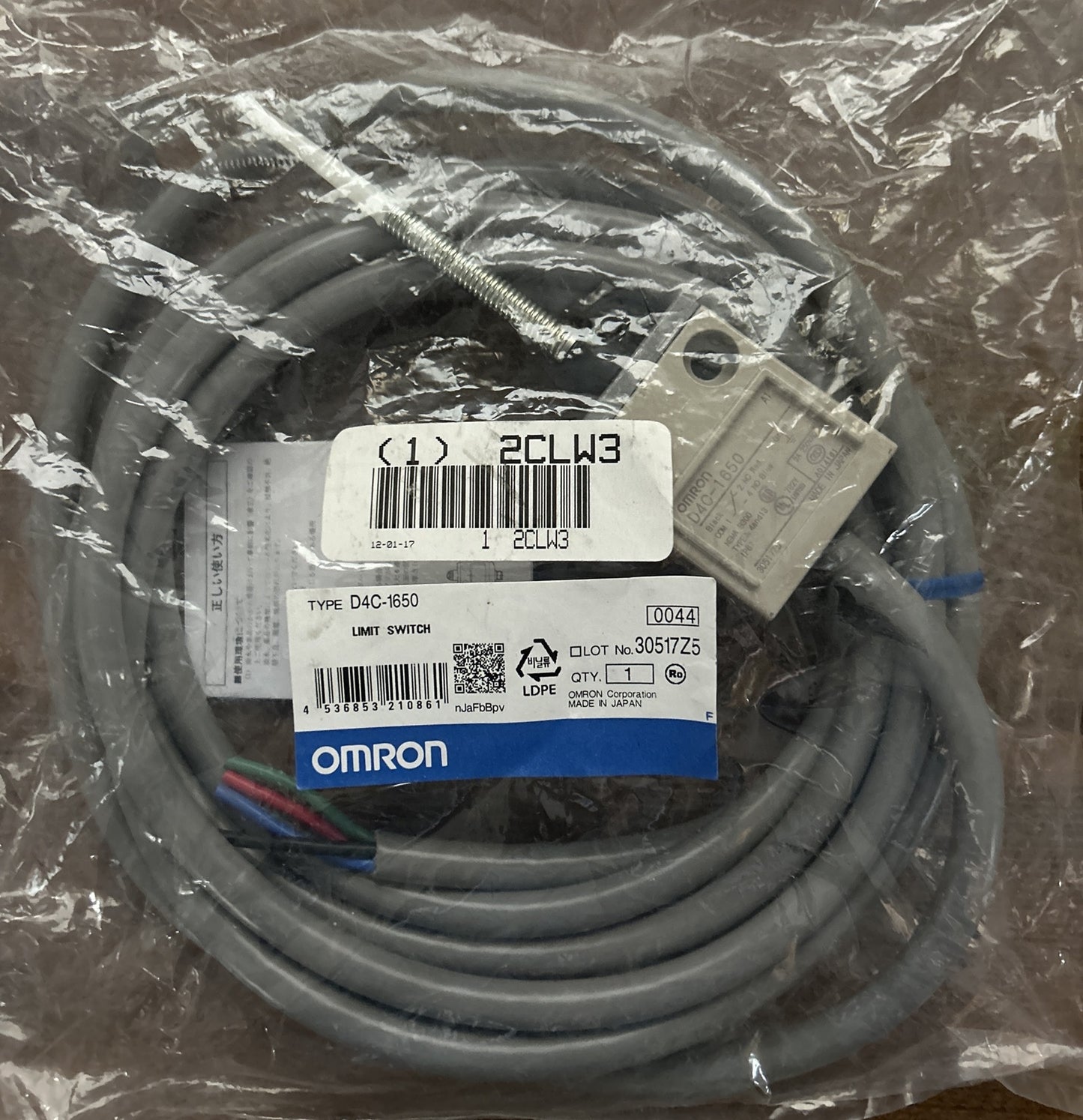 *BRAND NEW FACTORY SEALED* Omron D4C-1650 Limit Switch 250VAC 2A.    E4