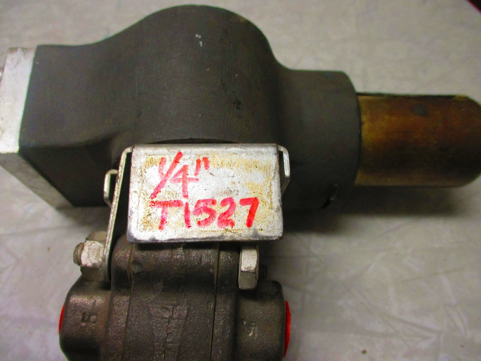 Actuated WORCESTER Ball Valve 1/4" NPT 2500 PSI w/ FLOWLINE Pneumatic Actuator 