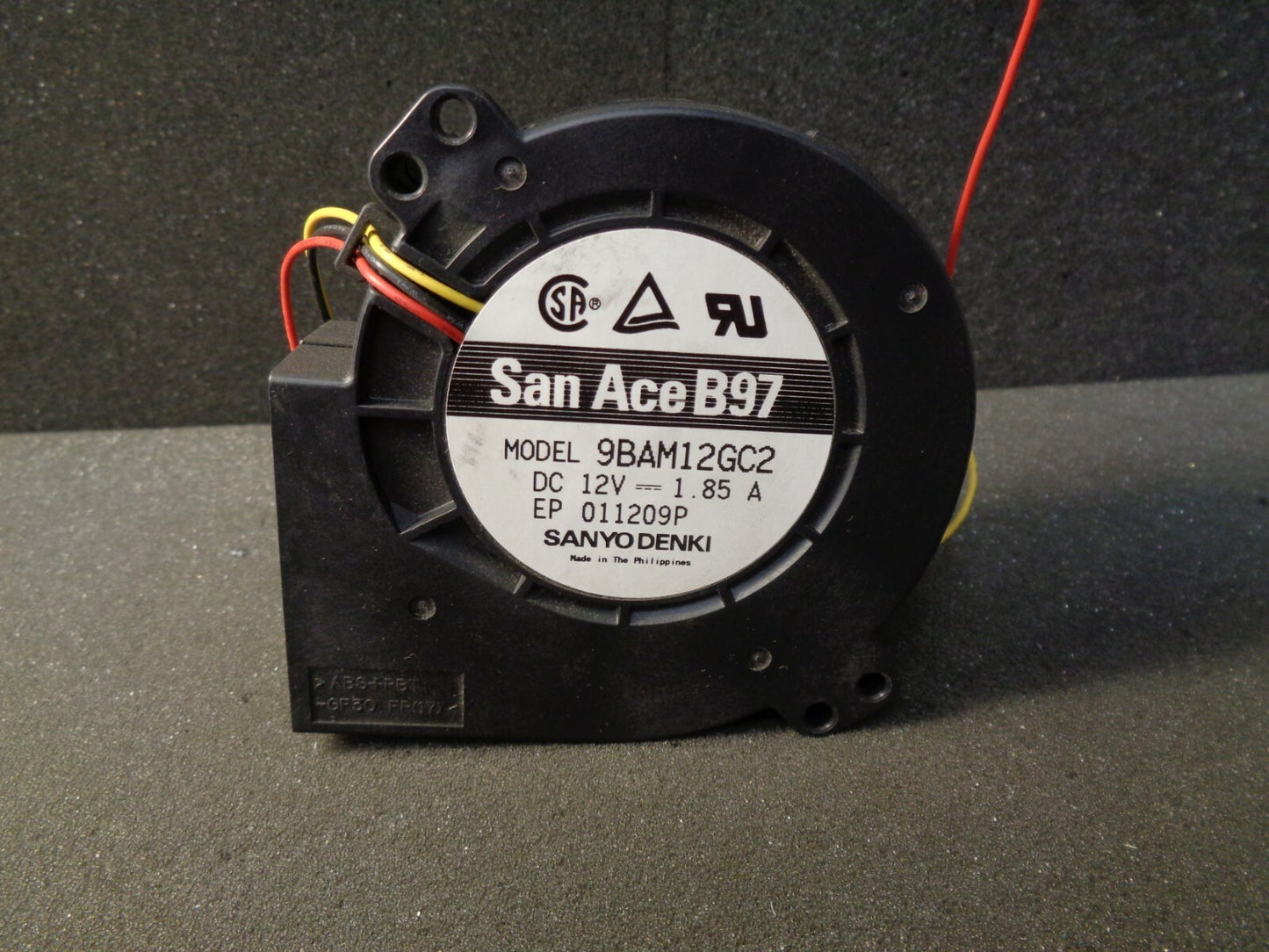 Sanyo/Denki SAN ACE B97 9BAM12GC2 DC 12V 1.85A 97x94x33mm