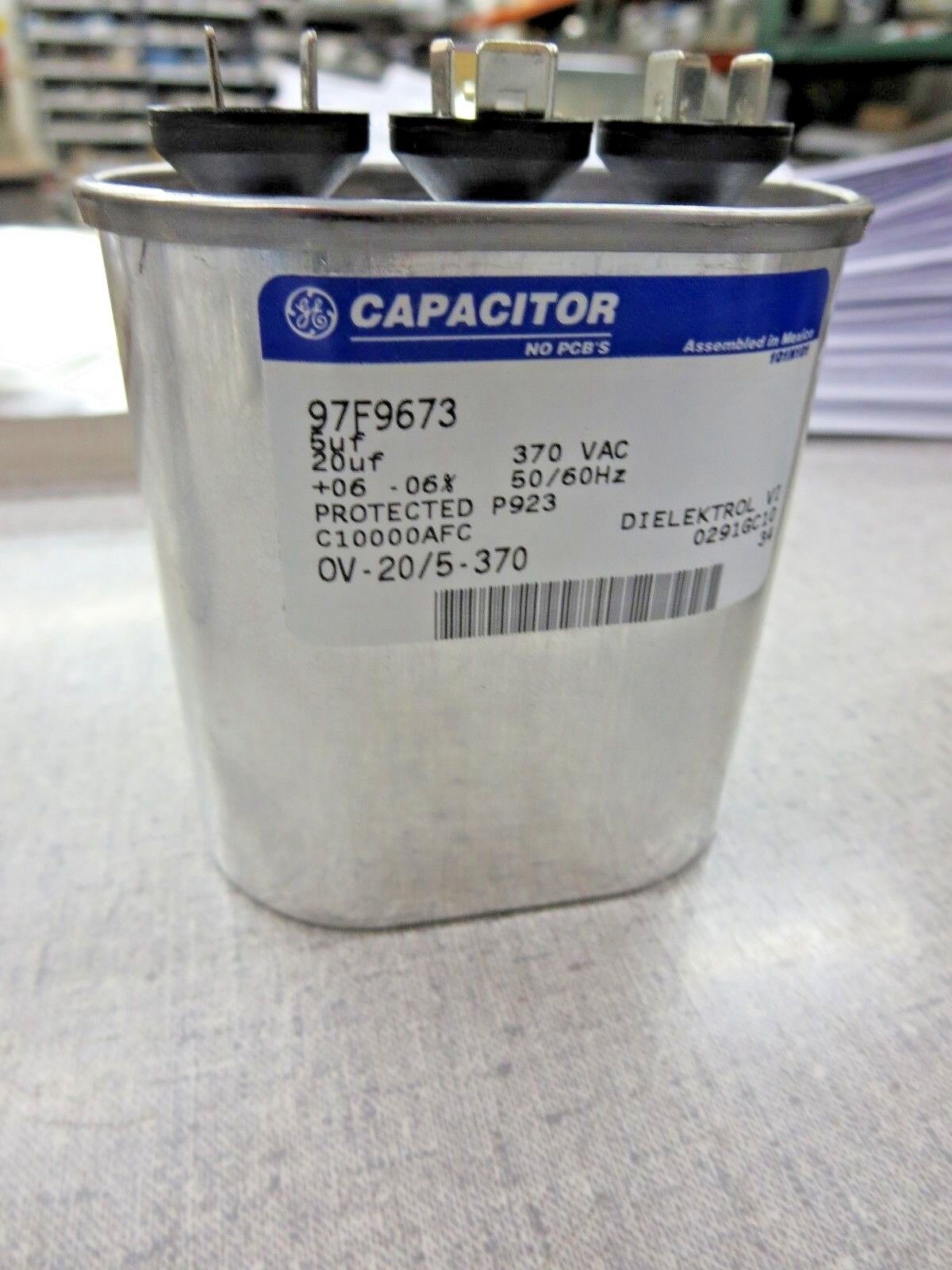 General Electric 97F9673 Oval Capacitor (5uF, 20uF, 370VAC, 50/60Hz) "NEW"
