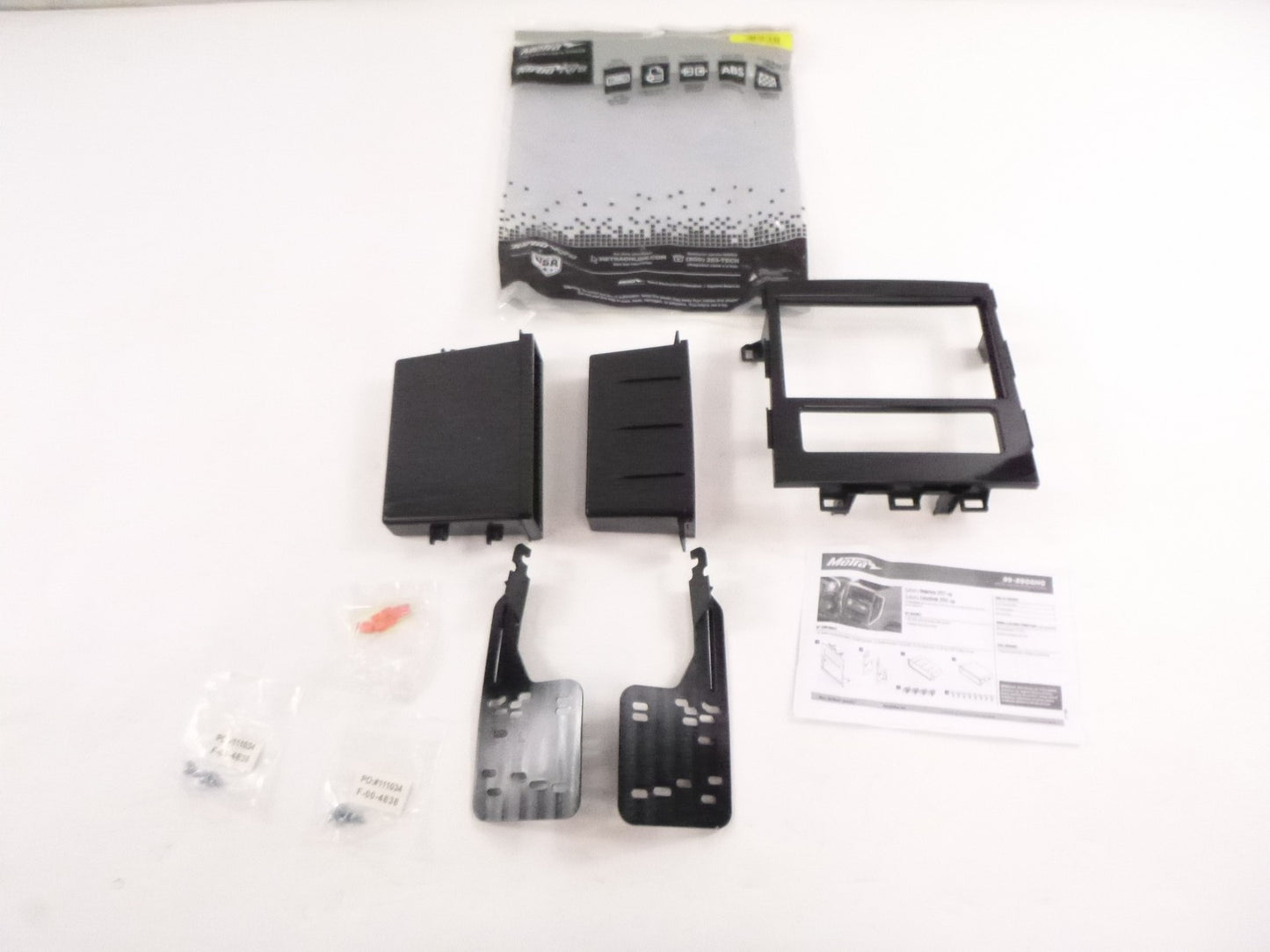 Metra 99-8908HG Single or Double DIN Dash Kit fits 2017-2023 Subaru Impreza