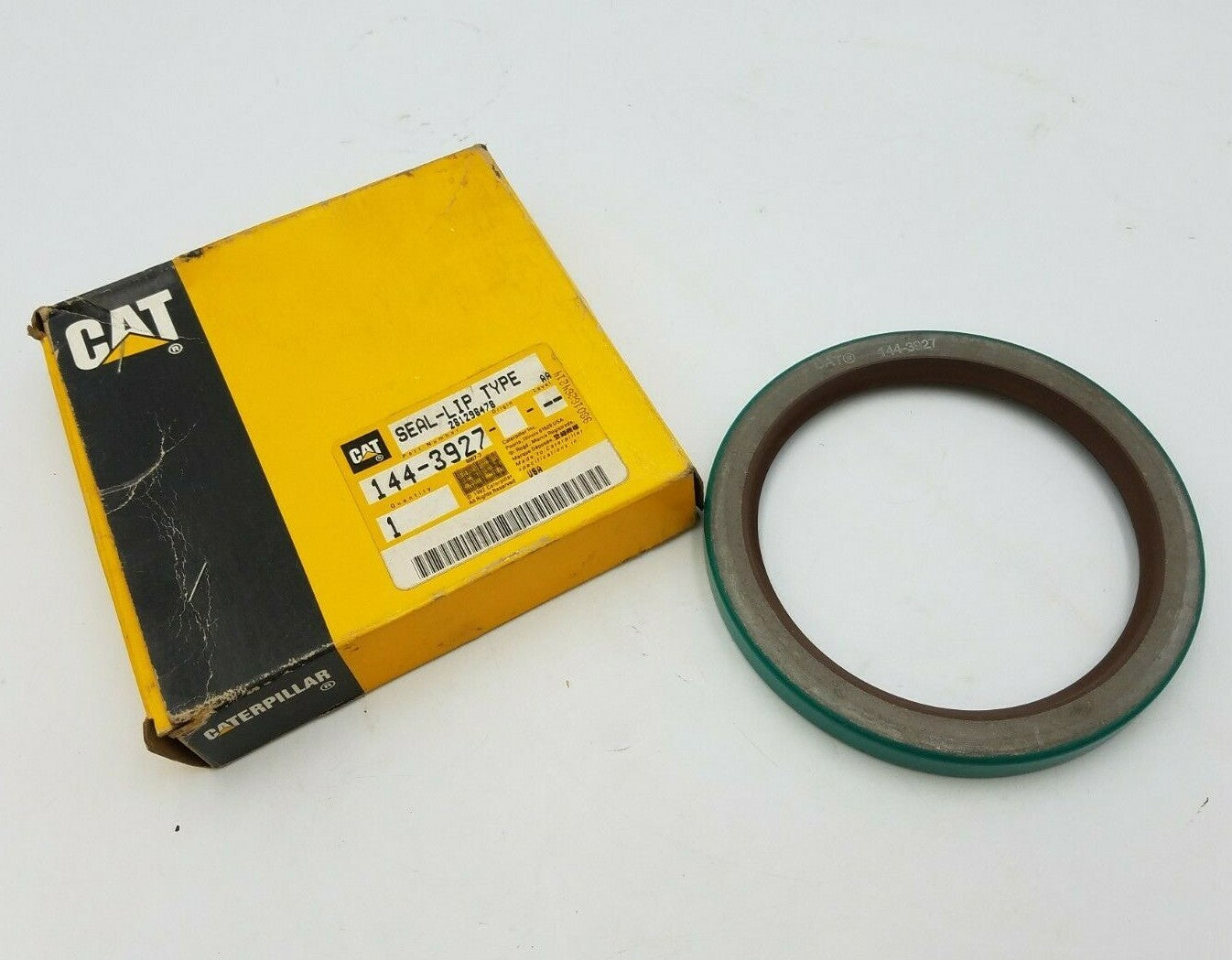 Caterpillar CAT 1443927 Seal Lip Type Bore 123.85mm OD 123.98mm Shaft OD 98.42mm